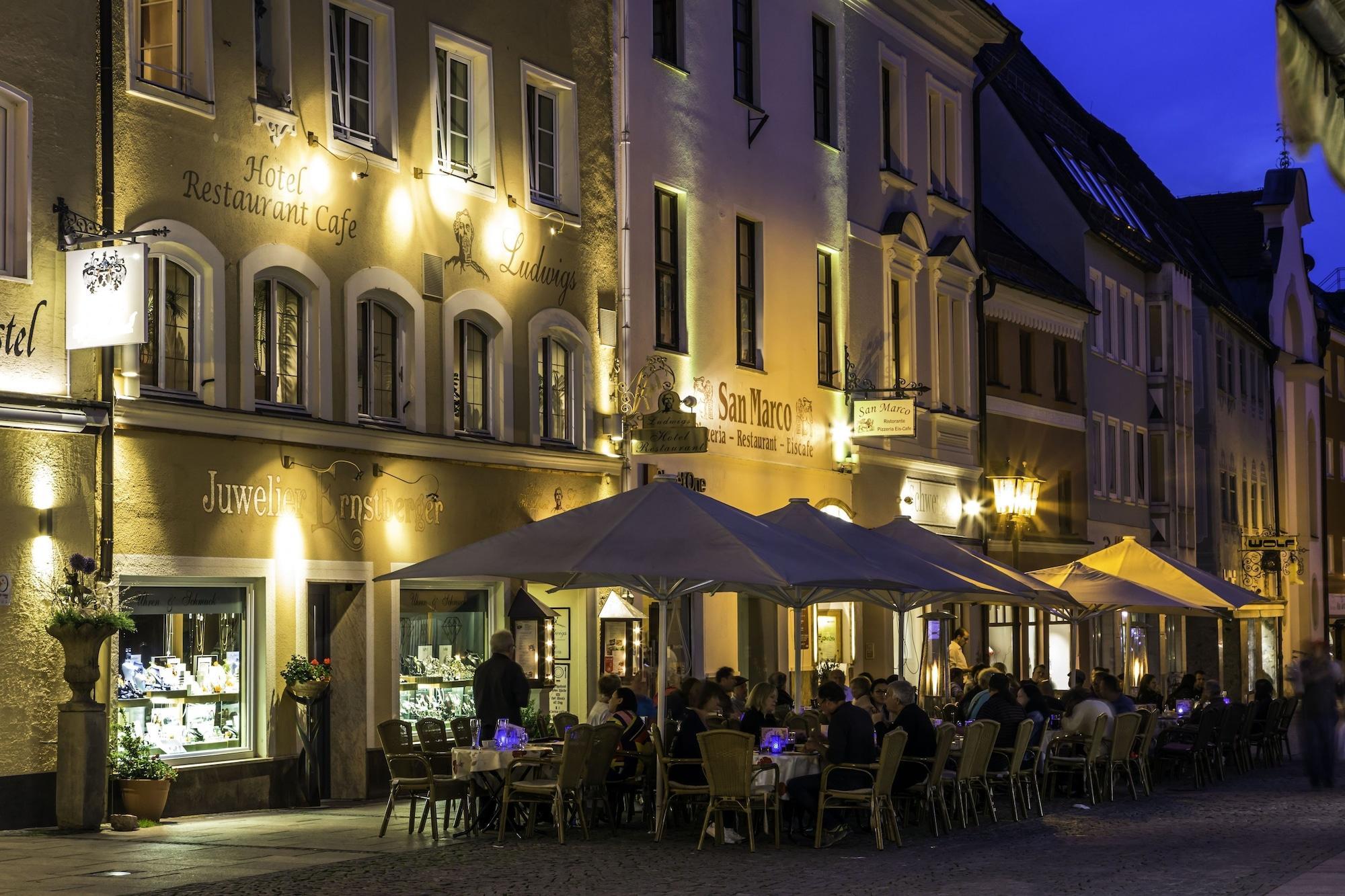 Vista Exterior Hotel & Restaurant Ludwigs