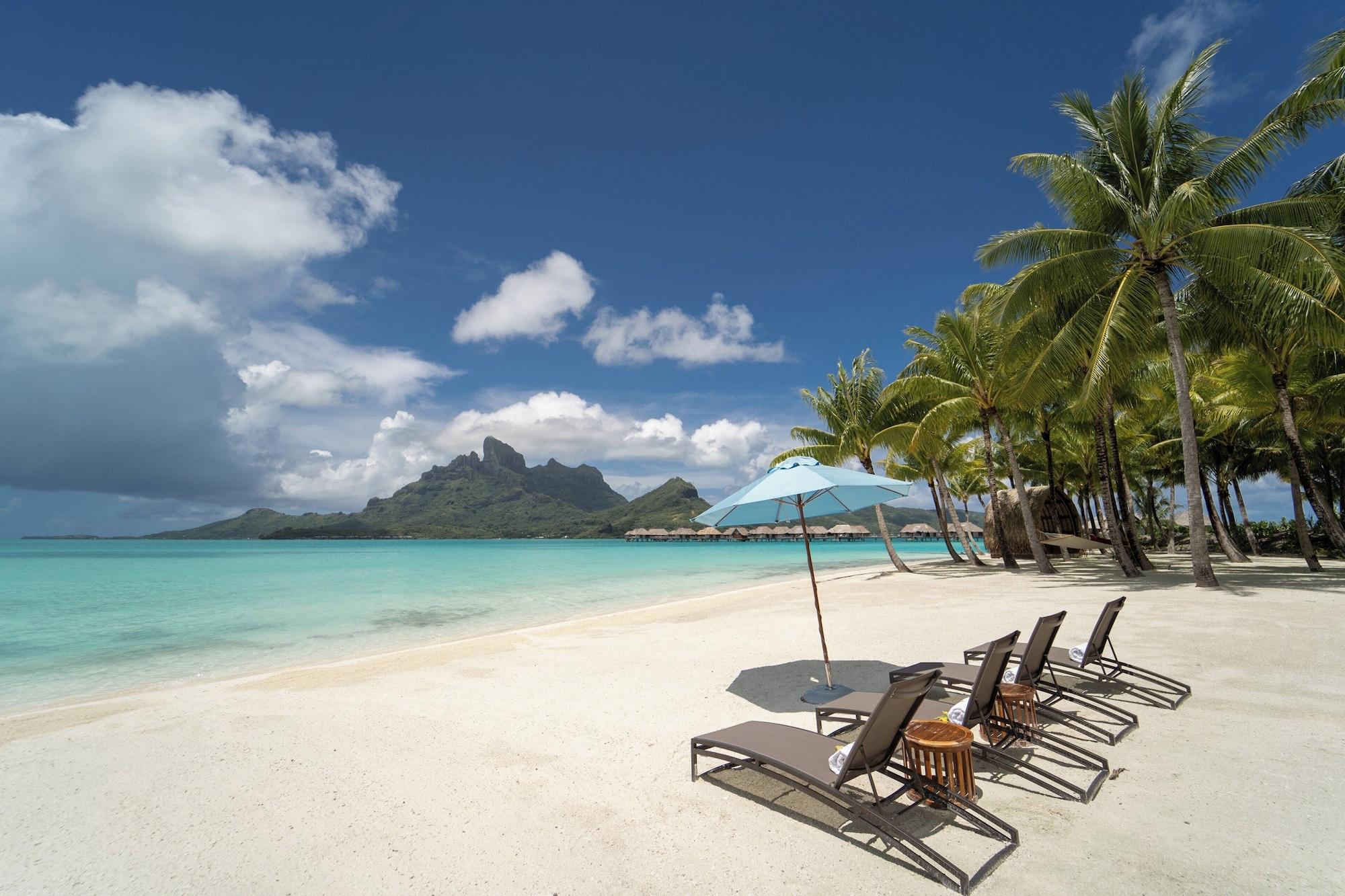 Playa Four Seasons Resort Bora Bora