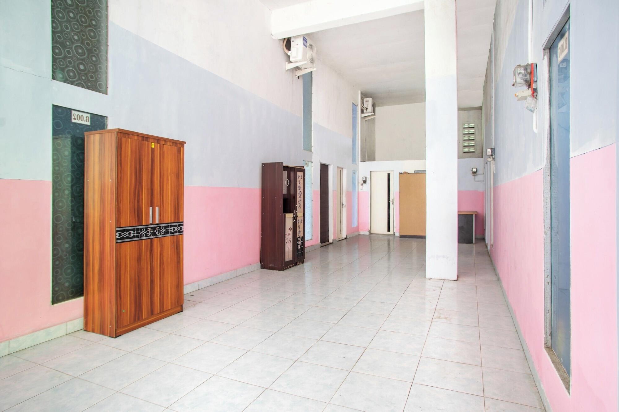 Vista Lobby Hotel O Ibma Smart Syariah