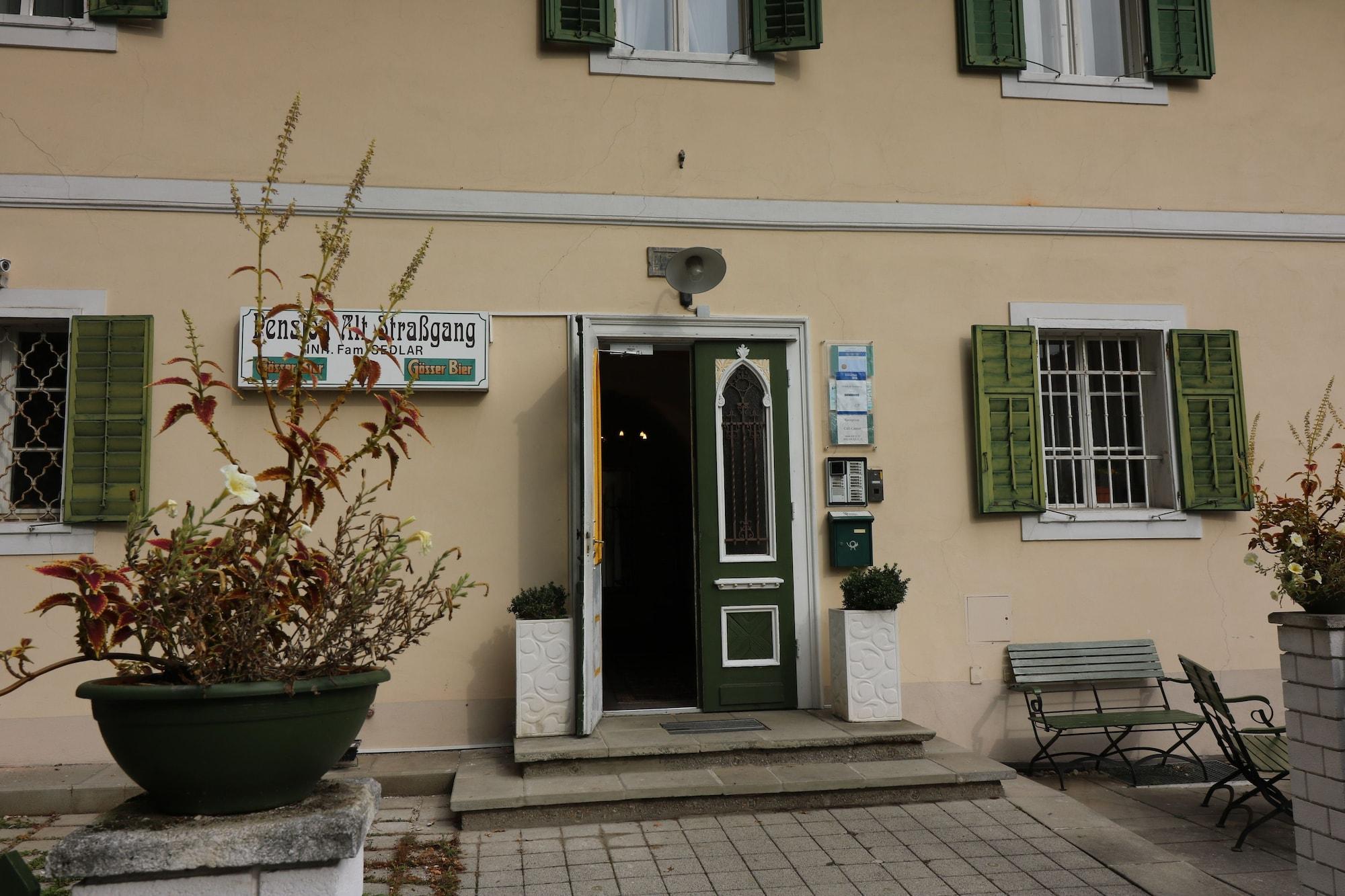 Vista Exterior Pension Alt-Strassgang