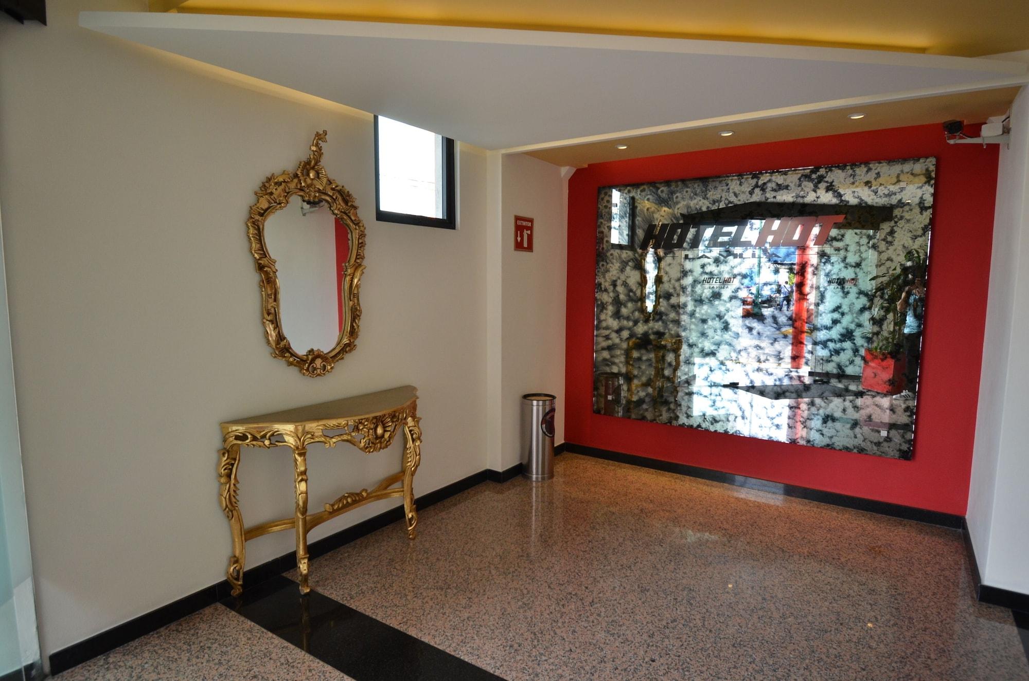 Vista Lobby Hotel La Villa - Solo Adultos