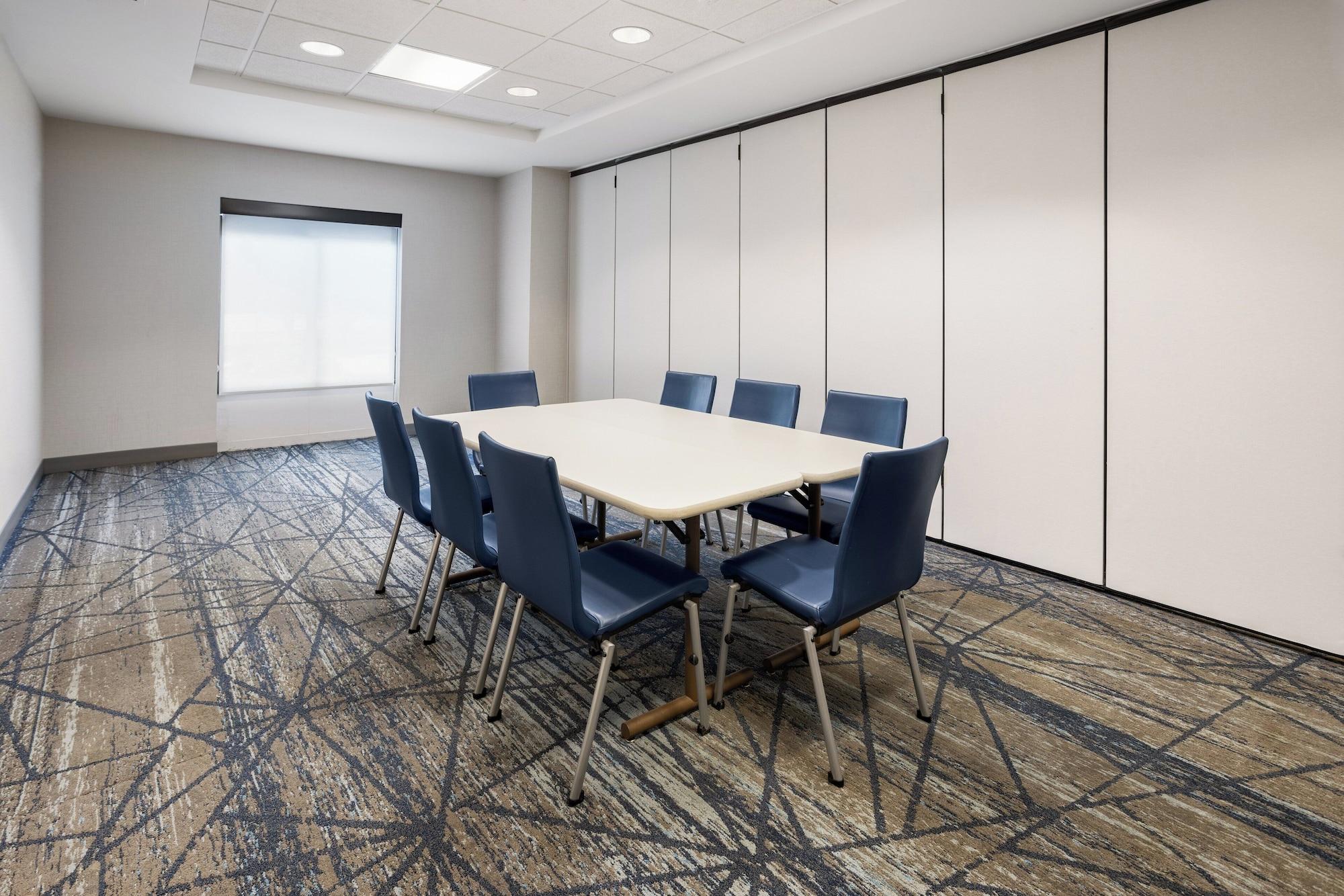 Sala de Reuniones Holiday Inn Express & Suites Newberry by IHG