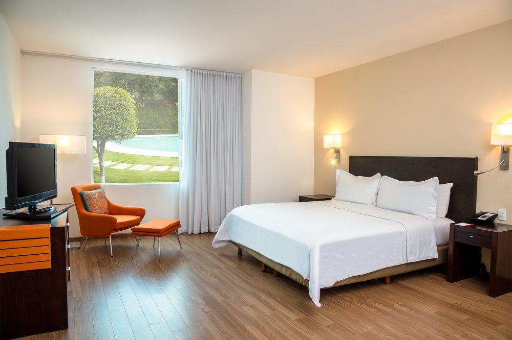 Habitación Fiesta Inn Express Perinorte