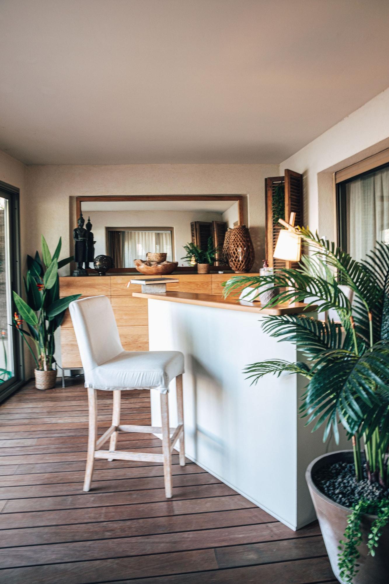 Vista Lobby Cannes Villa St Barth
