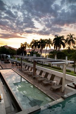 Ramada by Wyndham Acapulco Hotel & Resort - Hoteles 4 estrellas en Acapulco