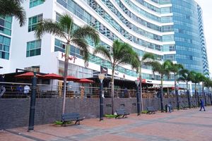 Alojamiento - Luxury Suites Riverfront GYE