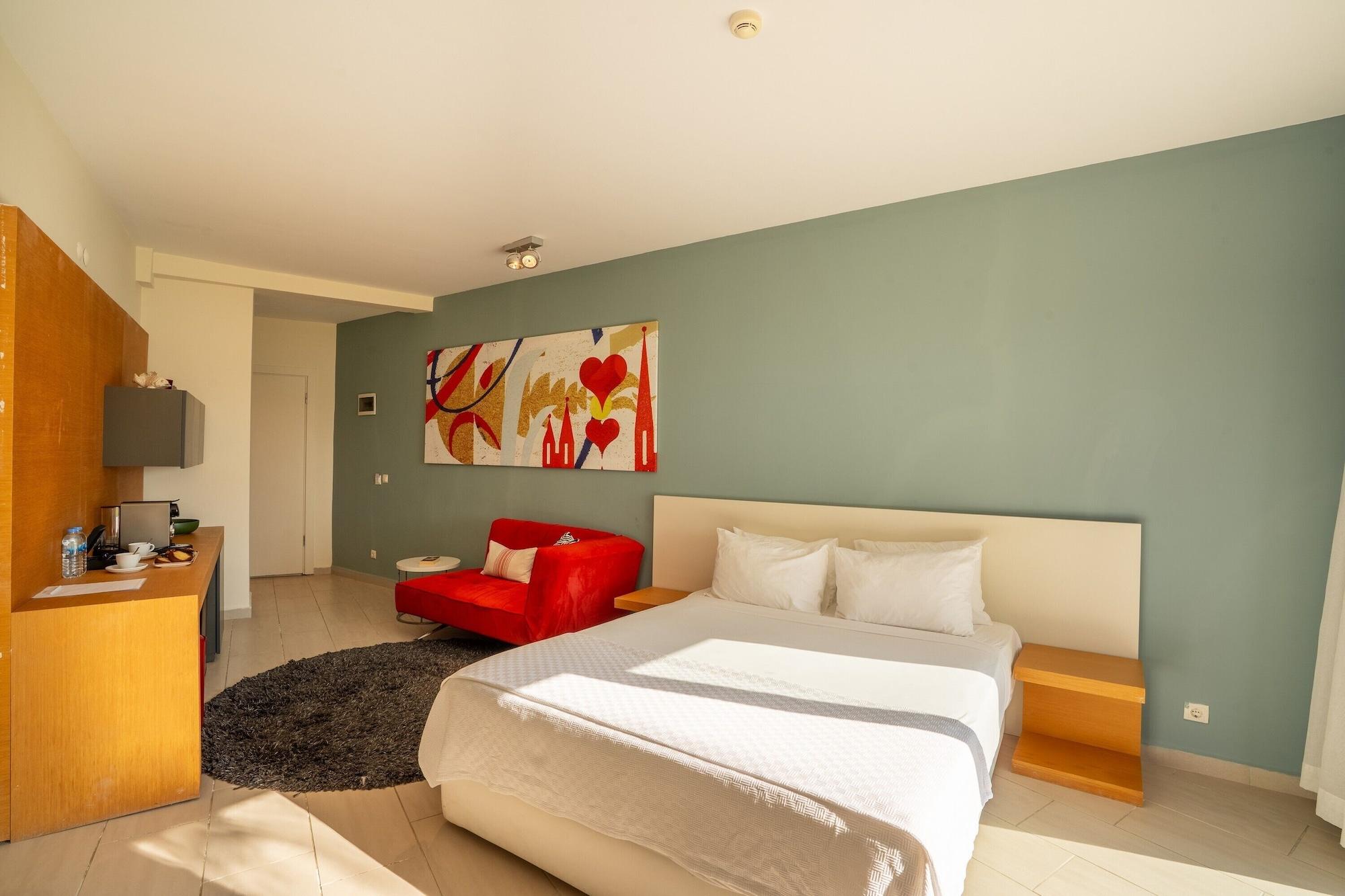Habitación Med-Inn Hotel