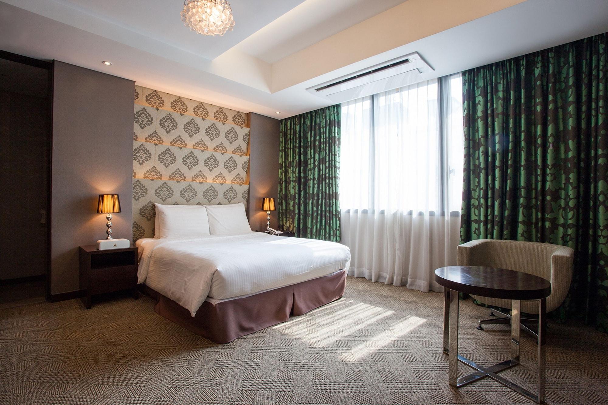 Habitación Pharos Hotel