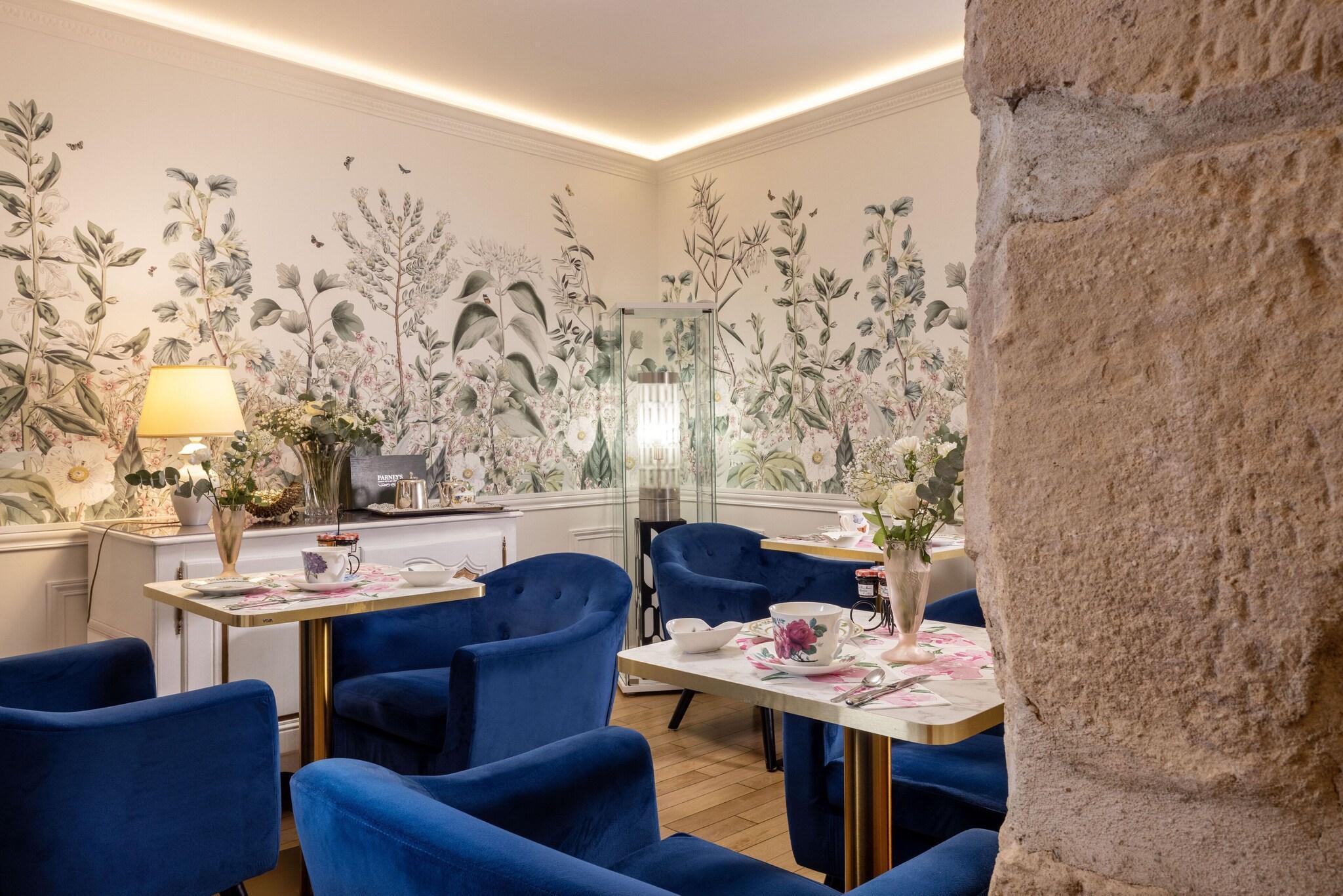 Restaurant Relais Hotel Du Vieux Paris