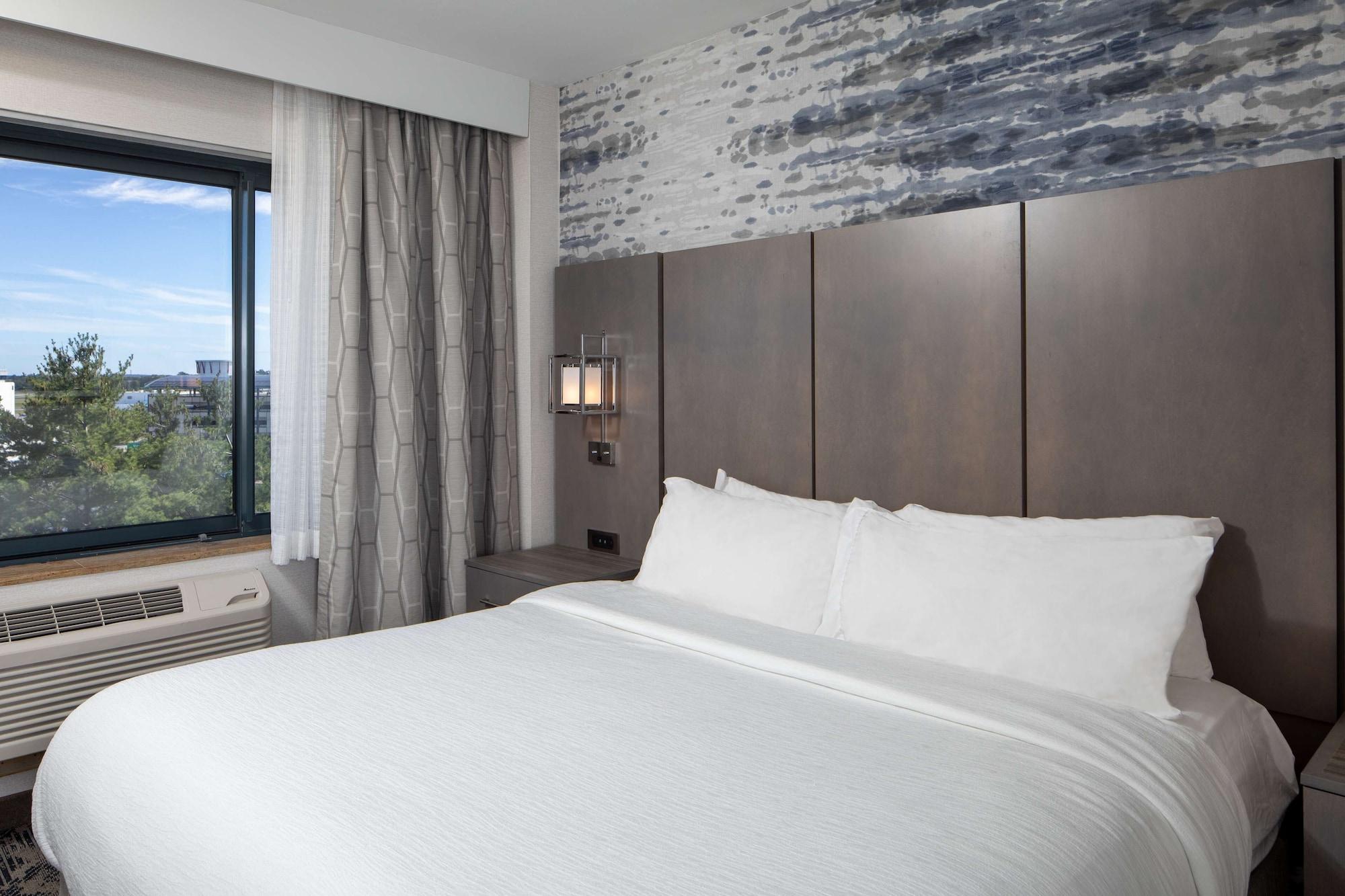 Habitación Embassy Suites by Hilton Portland Maine