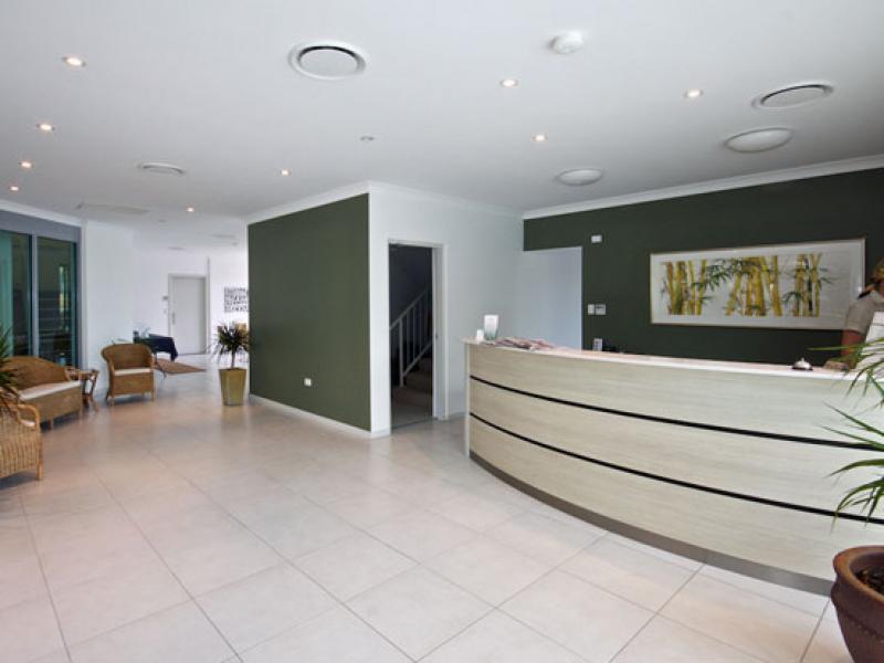 Vista Lobby The Coast Motel