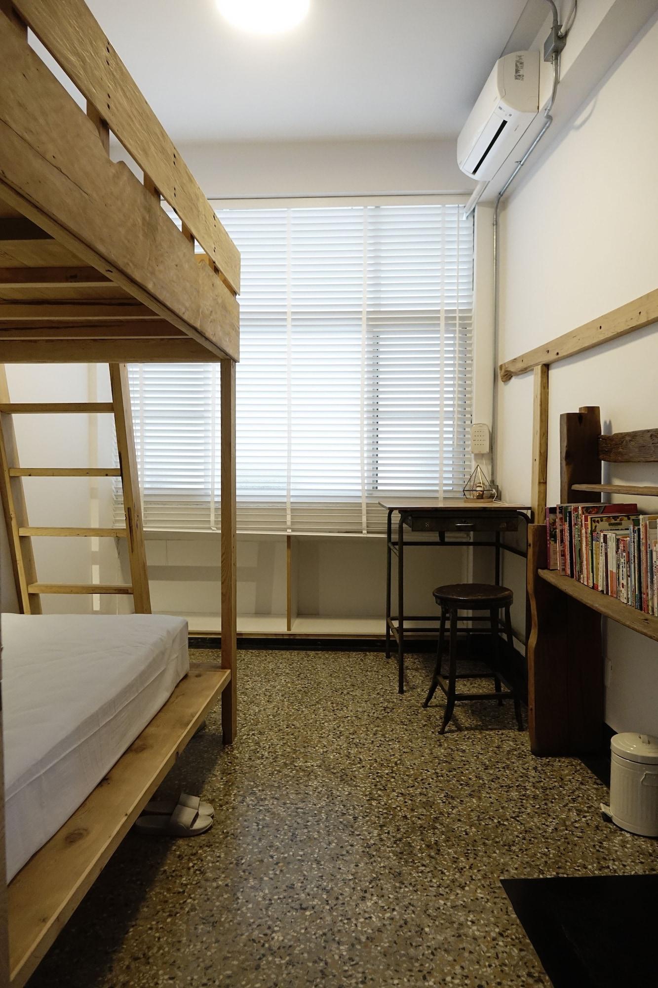 Set de Habitación CaoJi Book inn Hostel