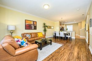 Arriendo temporal - New Modern Townhome, Near The Parks - 4030