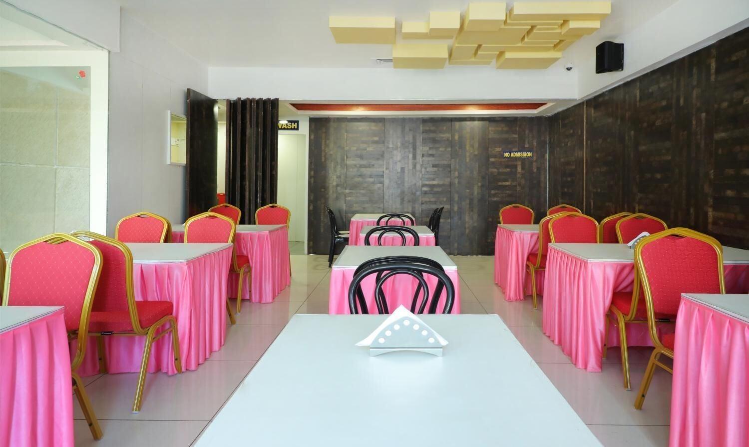 Restaurant Ark Inn  Residency