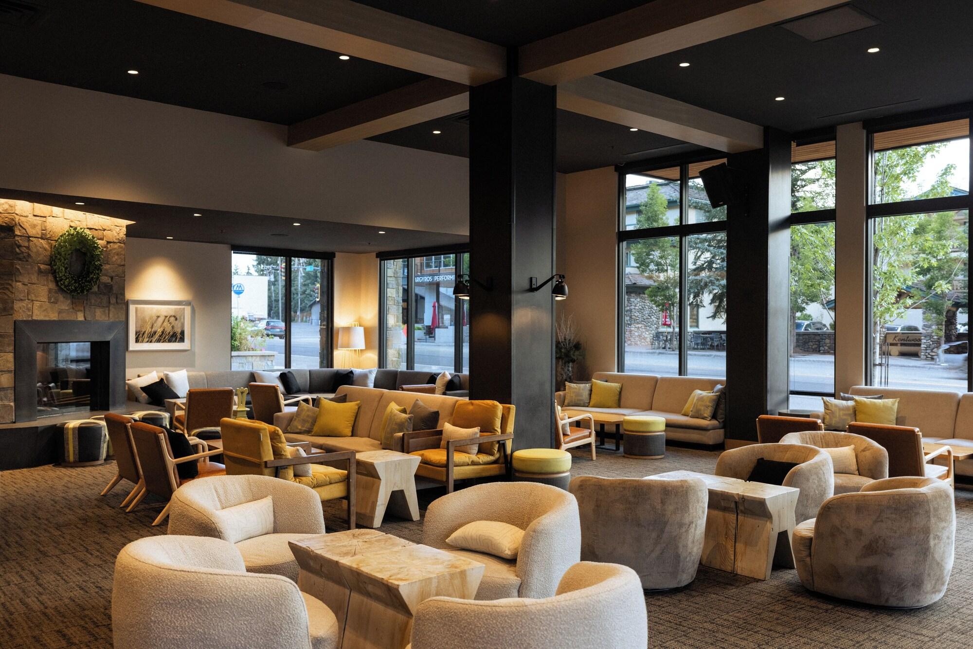Vista Lobby Limelight Hotel Ketchum