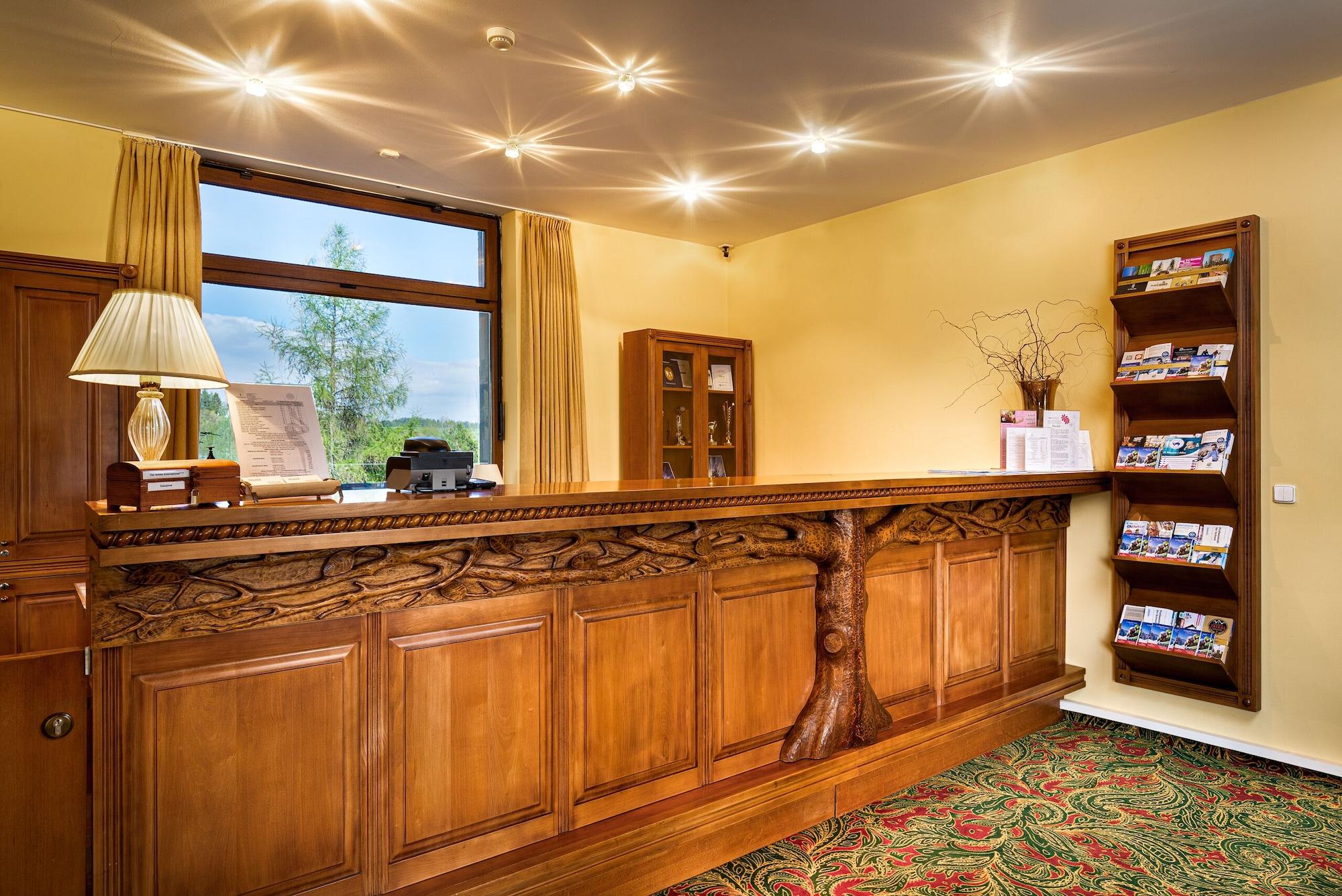 Vista Lobby Hotel International