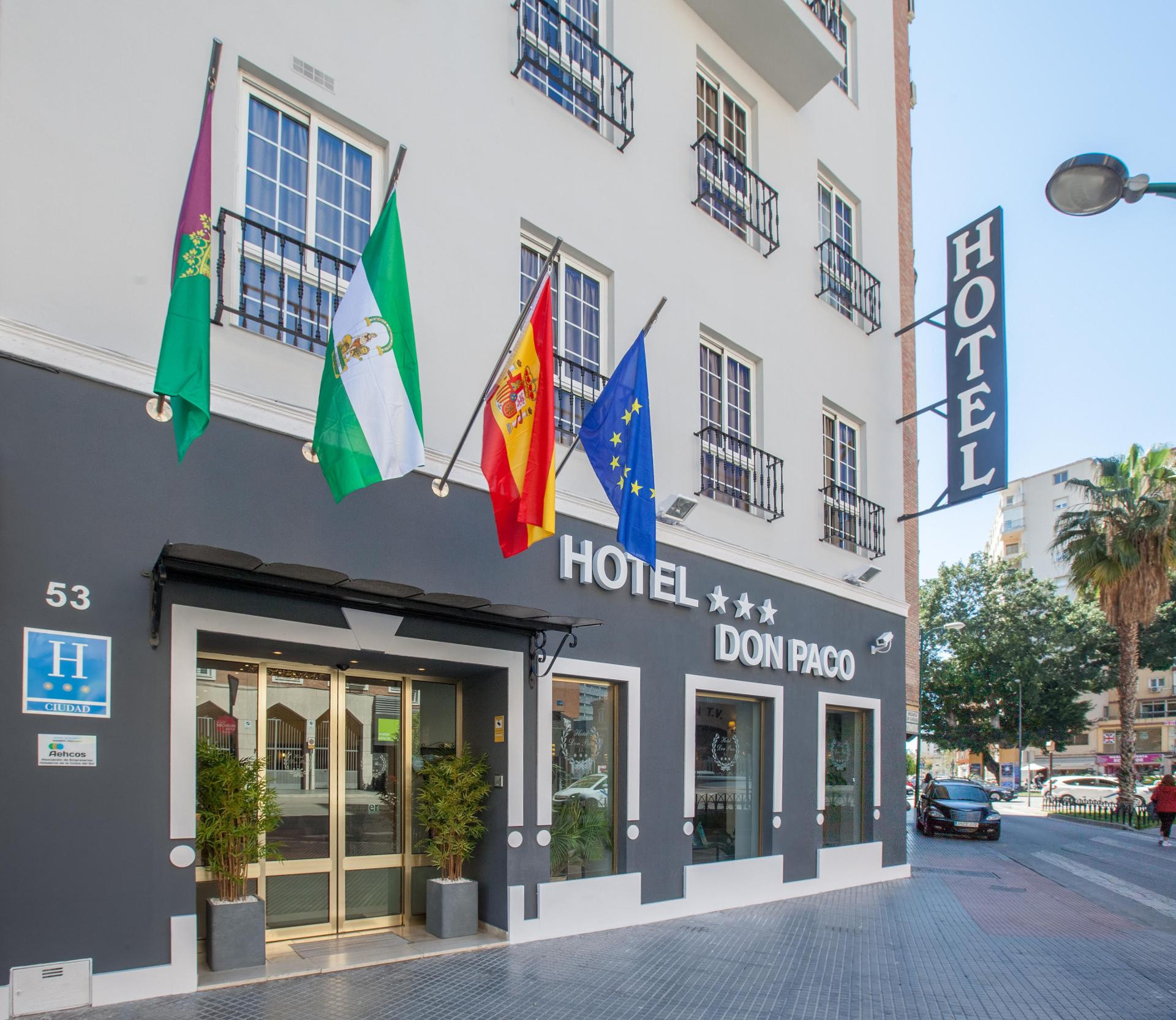 Vista Exterior Hotel Don Paco