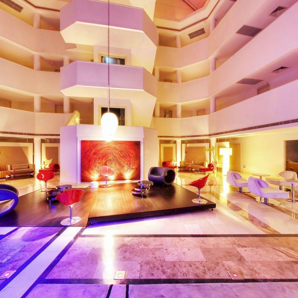 Vista Exterior Sisus Hotel
