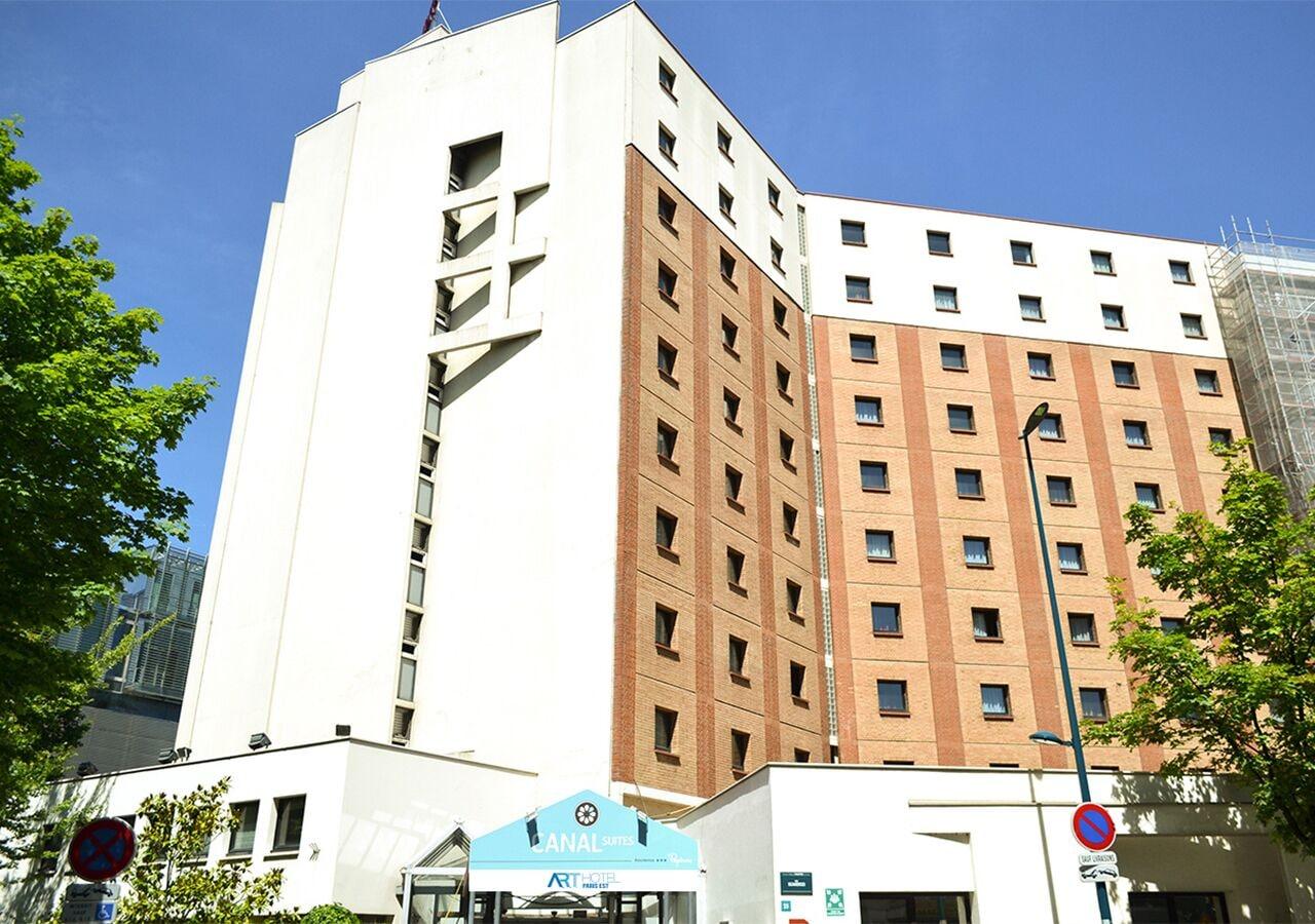 Vista Exterior Art Hotel Paris Est