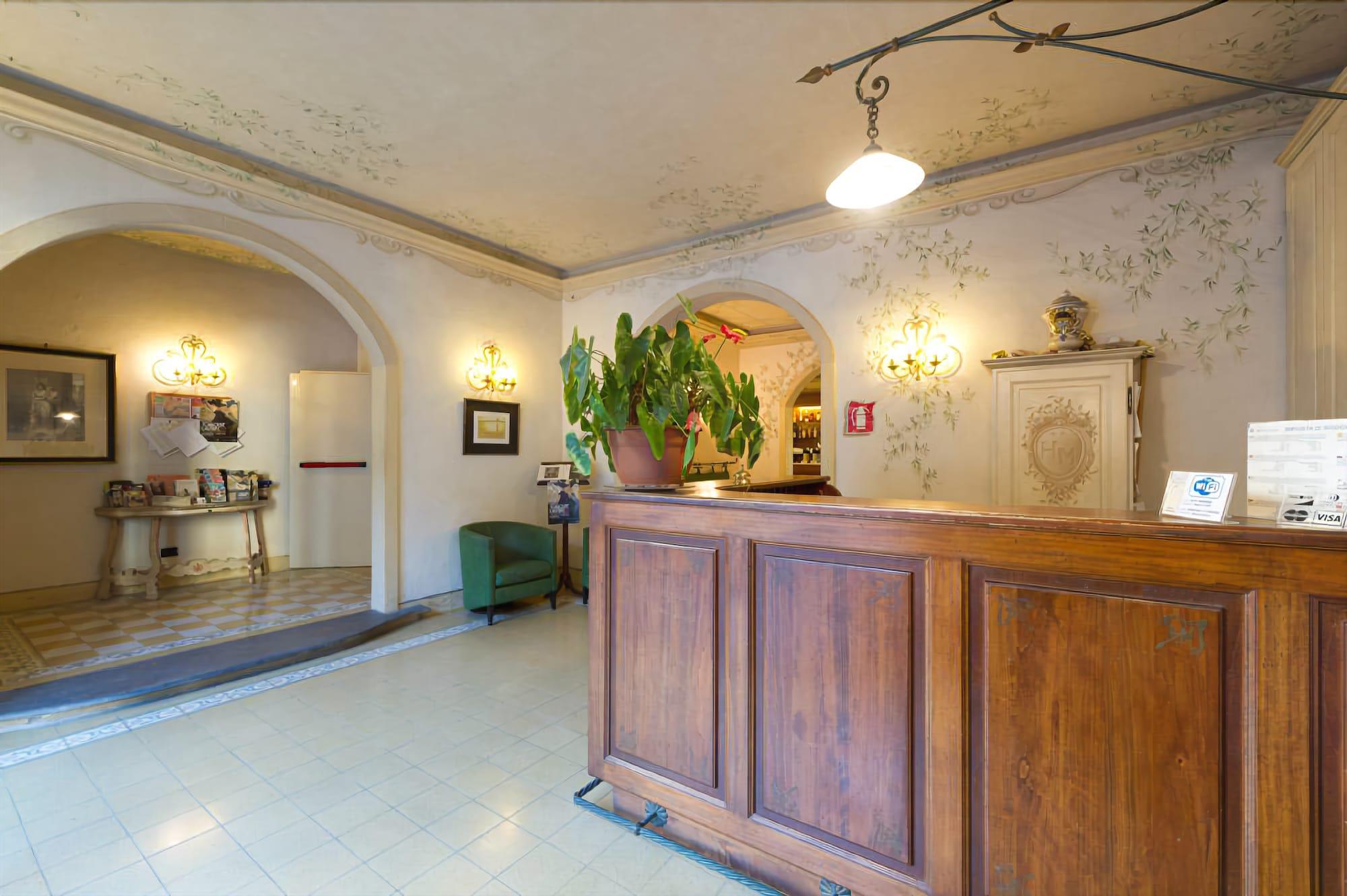 Vista Lobby Hotel Moderno