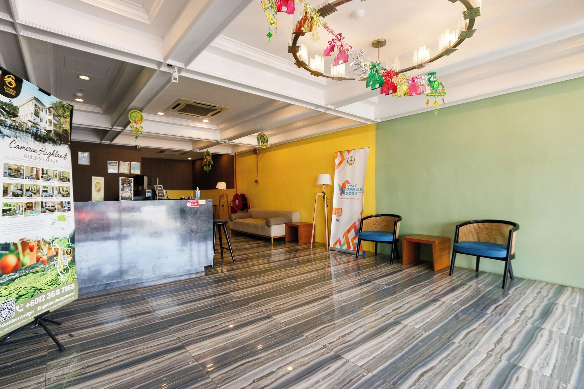 Vista Lobby Golden Roof Hotel Seri Iskandar