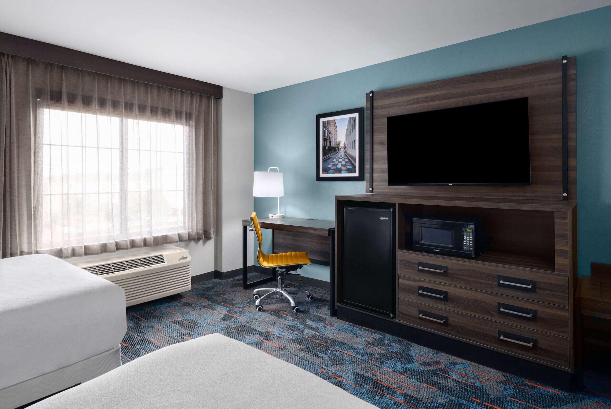 Habitación La Quinta Inn & Suites by Wyndham Greensboro NC