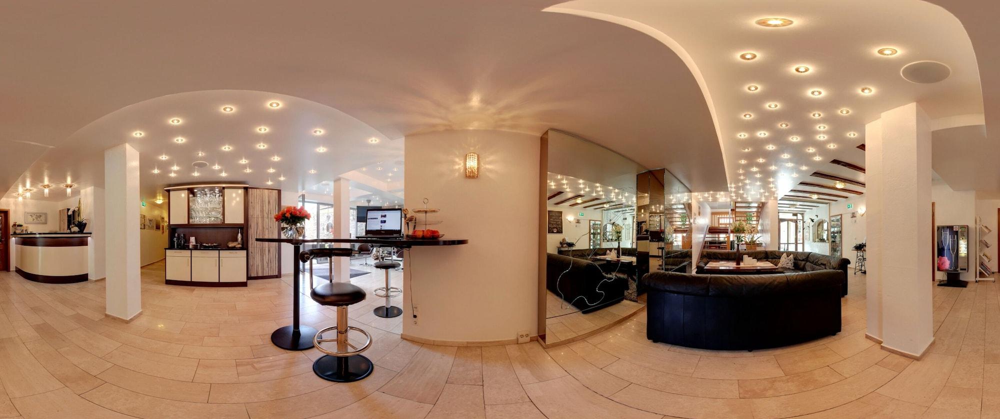 Vista Lobby Ringhotel Schlossberg Neustadt