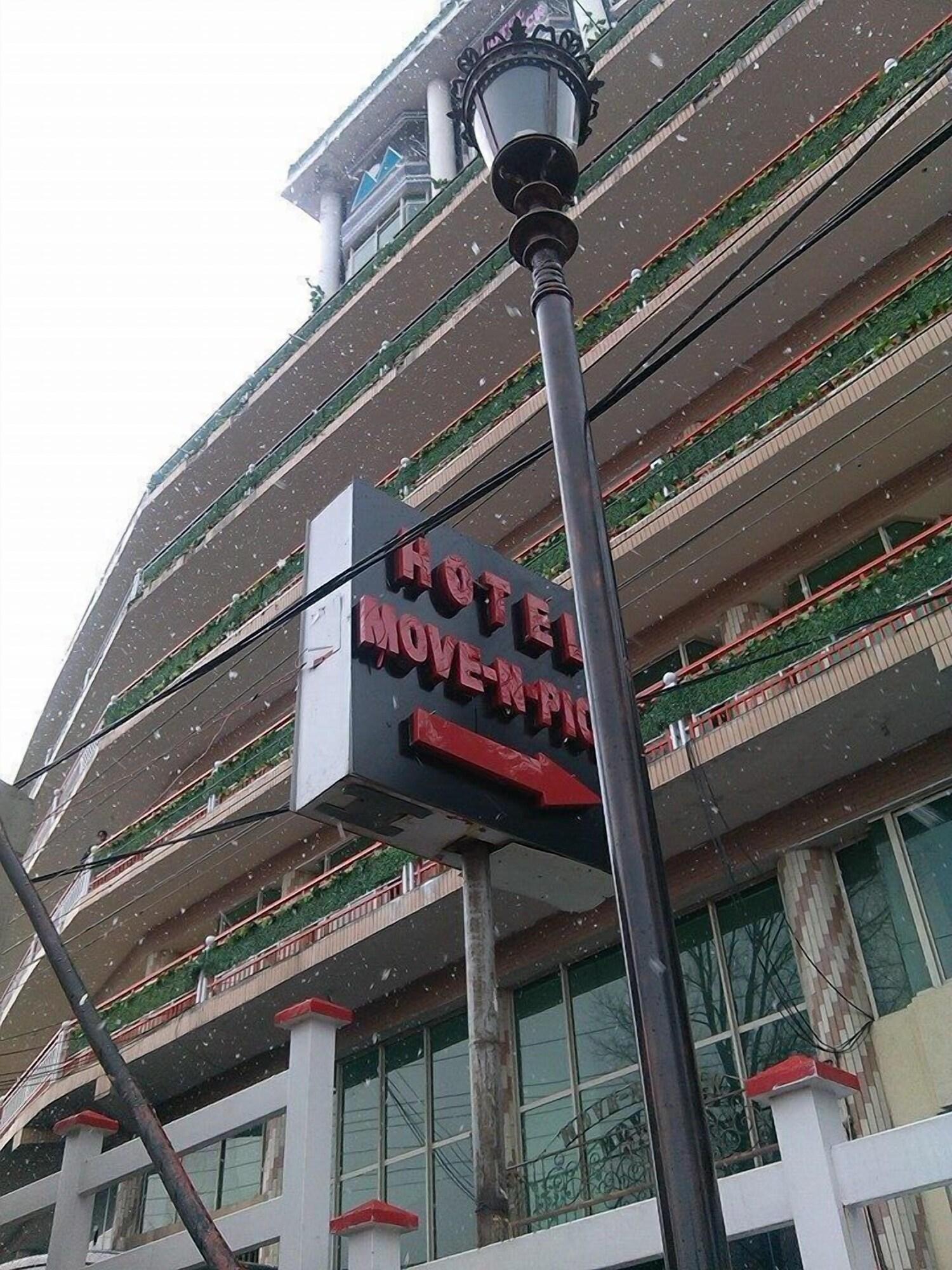 Vista Exterior Hotel Move-N-Pick