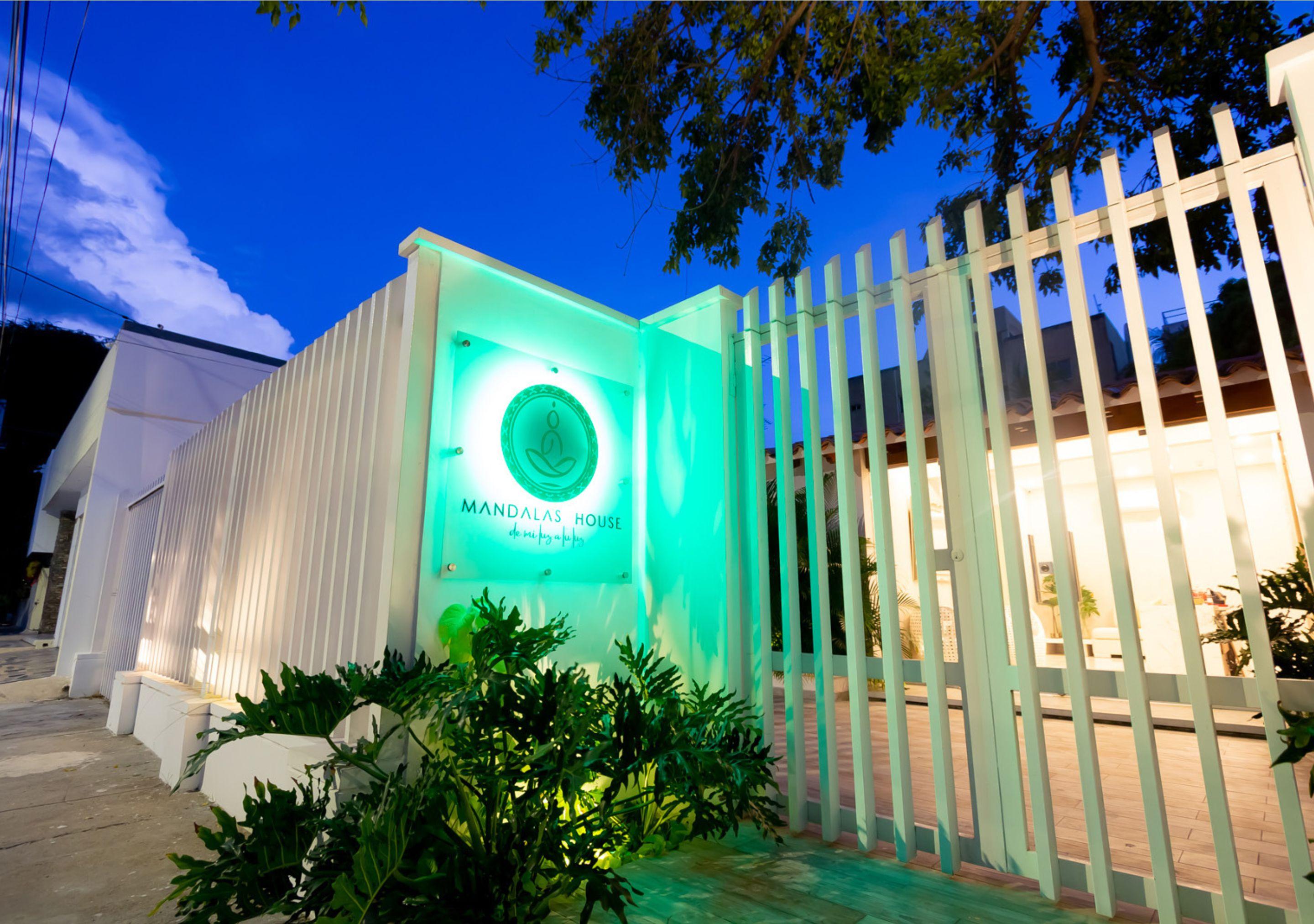 Vista Exterior Hotel Mandalas House by DOT Boutique