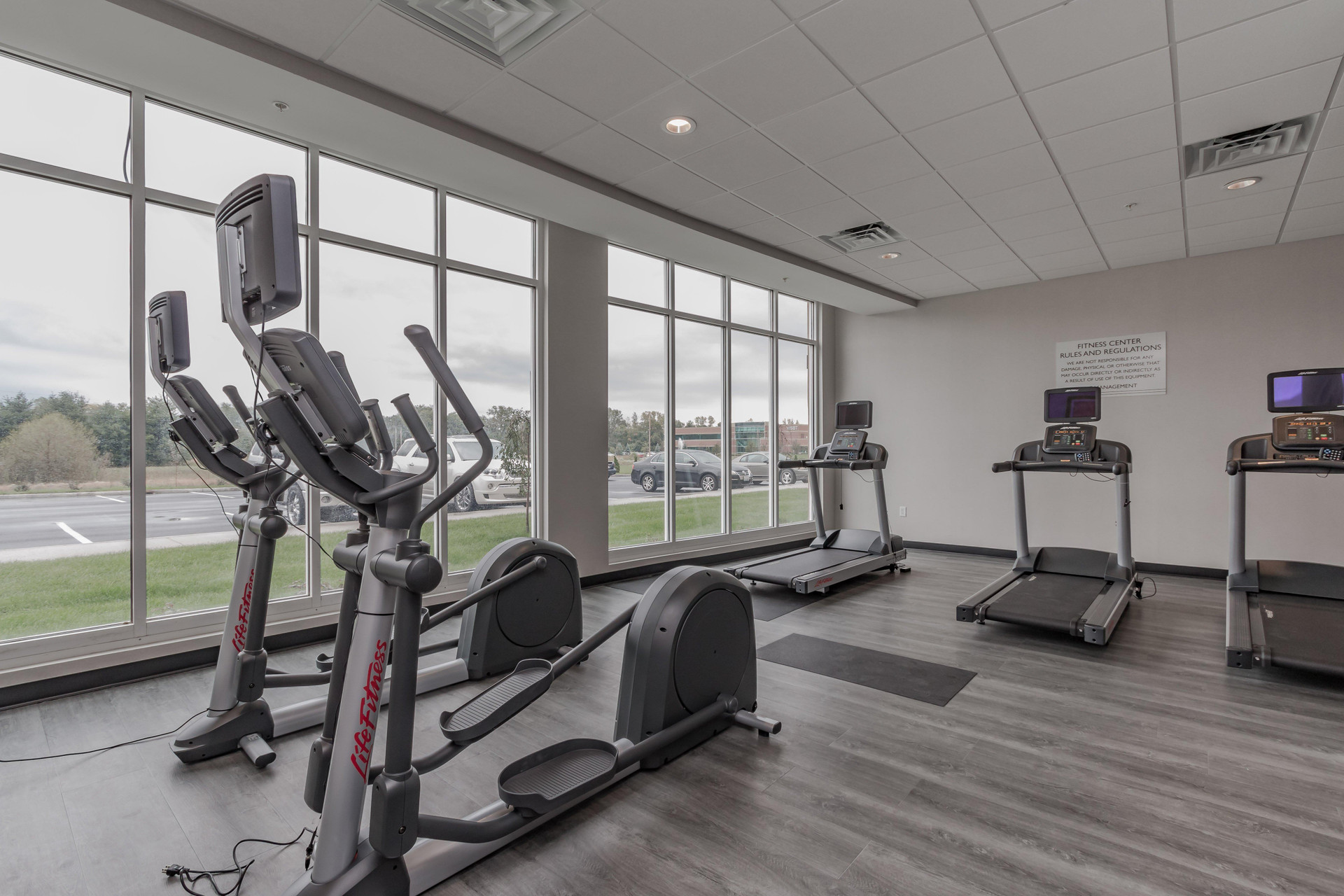 Instalaciones Recreativas Holiday Inn Mishawaka - Conference Center