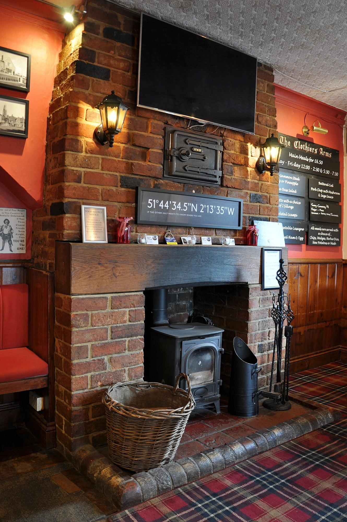 Bar/Salón The Clothiers Arms