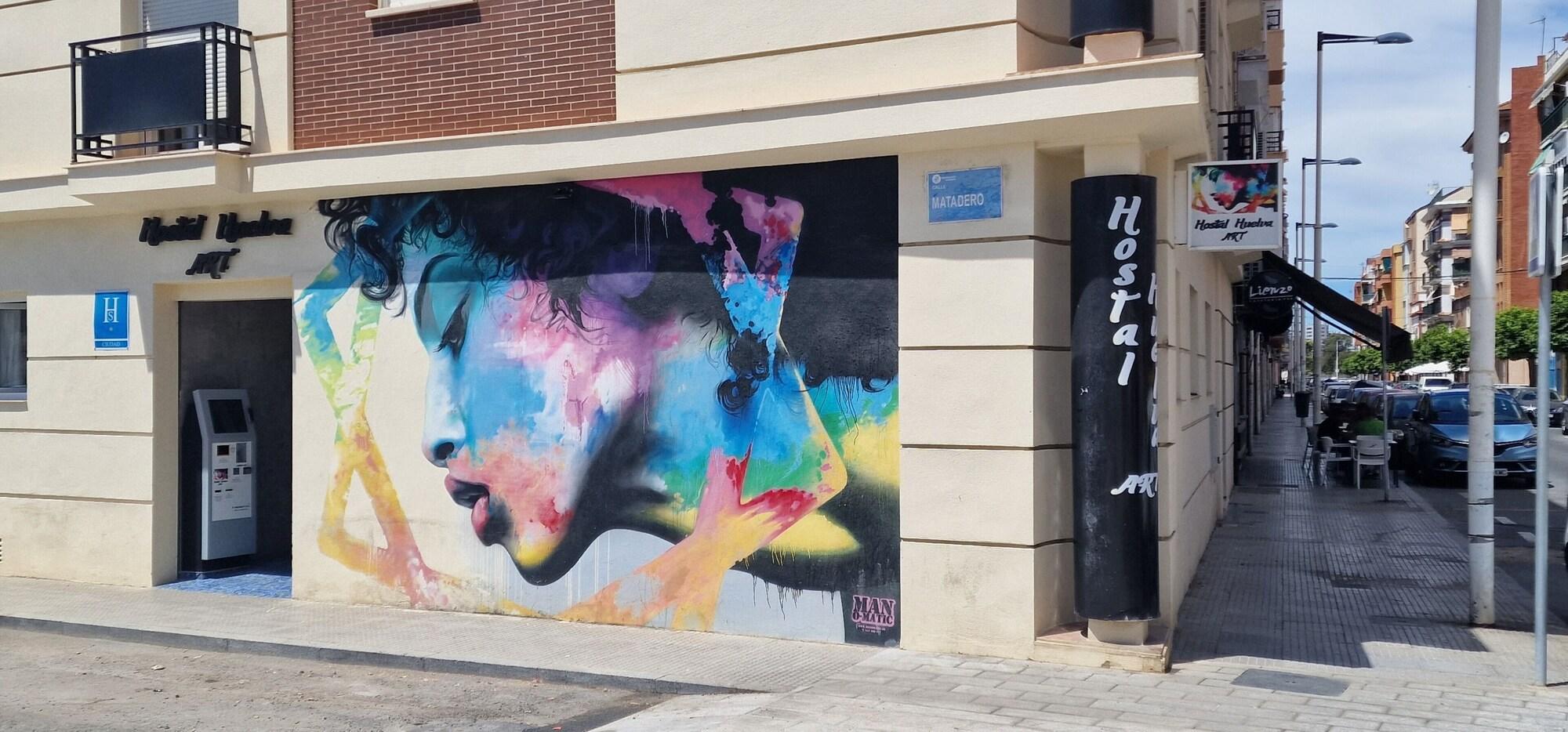 Vista Exterior Hostal Huelva Art