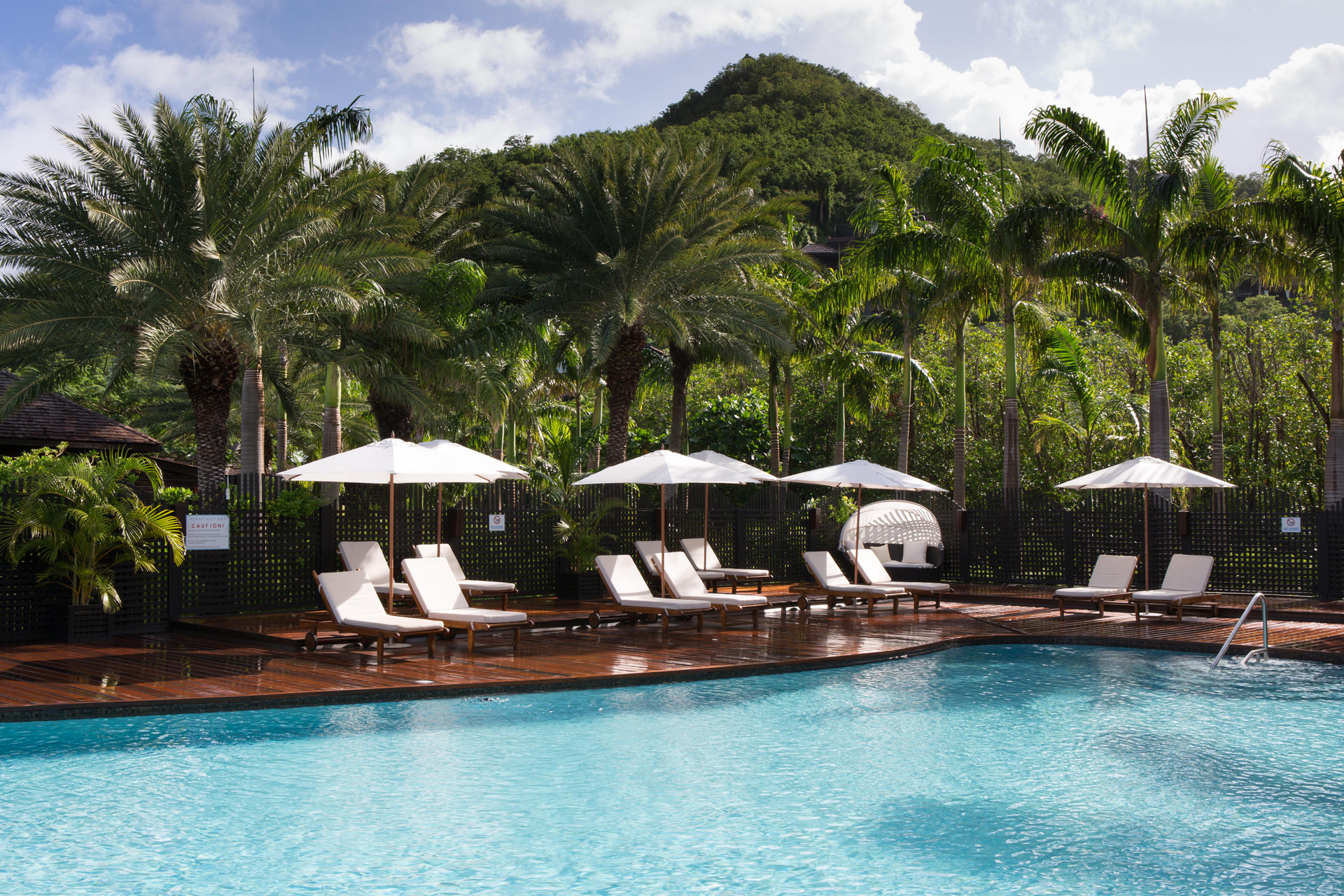 Vista Piscina Hermitage Bay