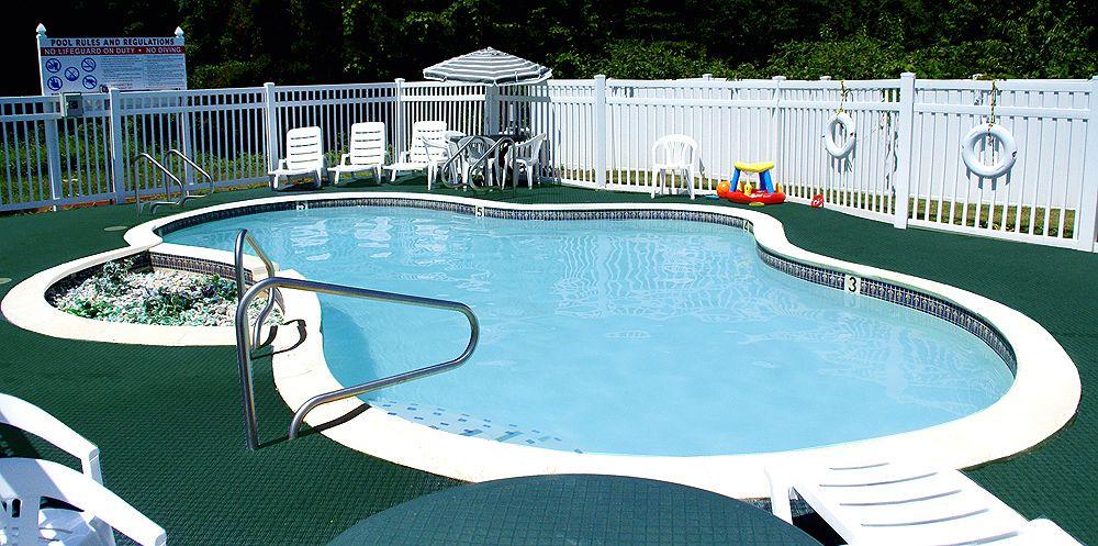 Vista da piscina Empire Inn & Suites Atlantic City/Absecon