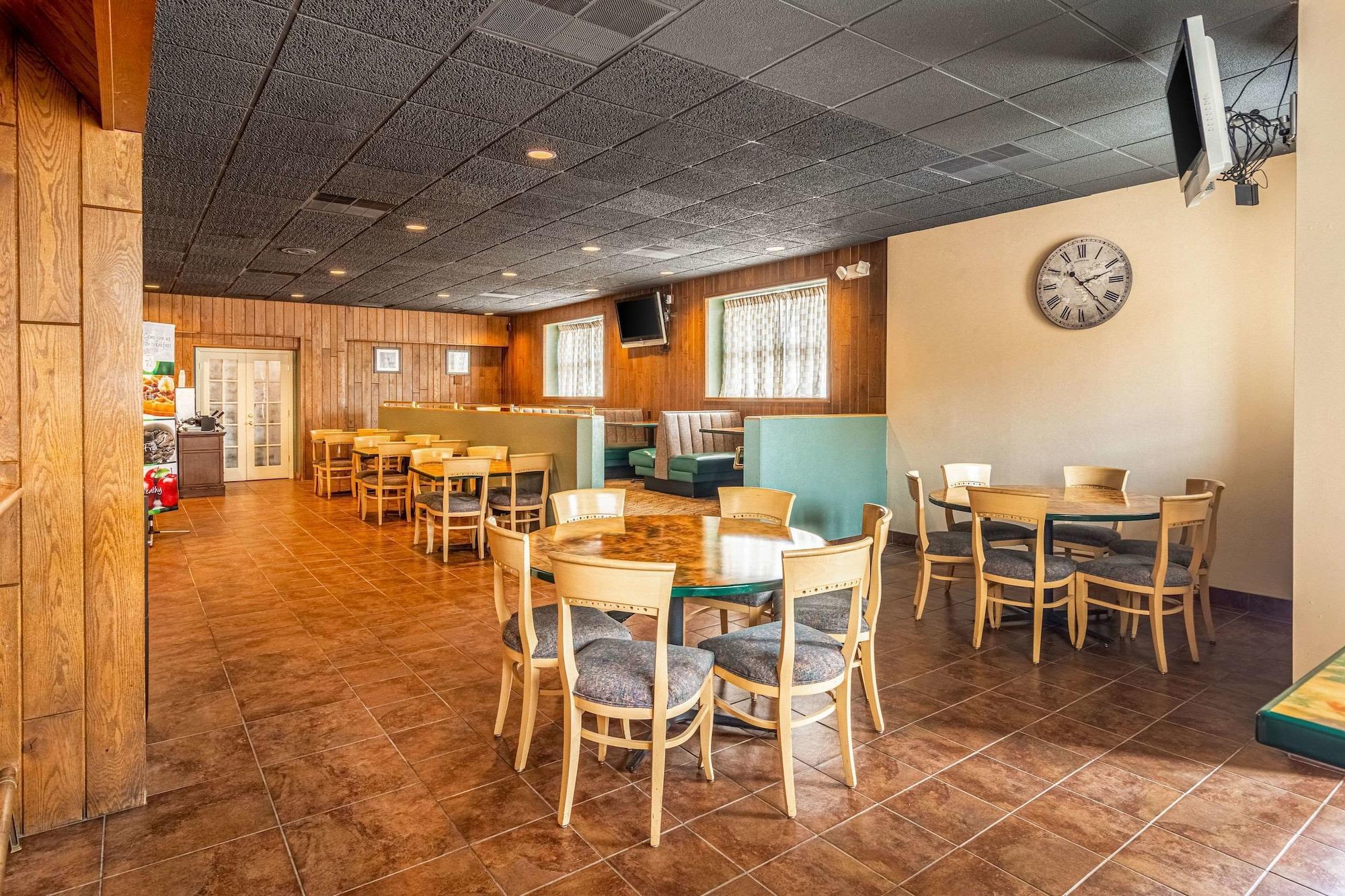 Restaurant Quality Inn & Suites