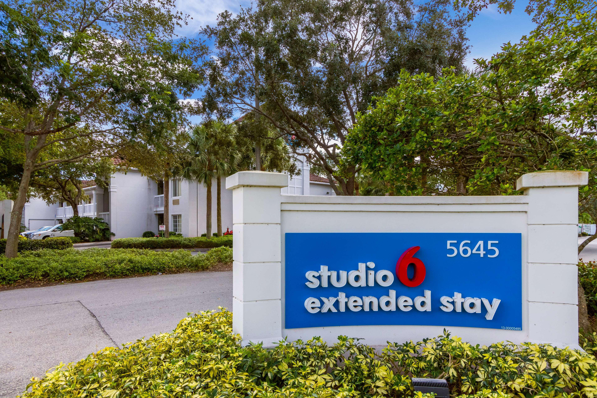 Vista Exterior Studio 6 Coral Springs, FL - Fort  Lauderdale