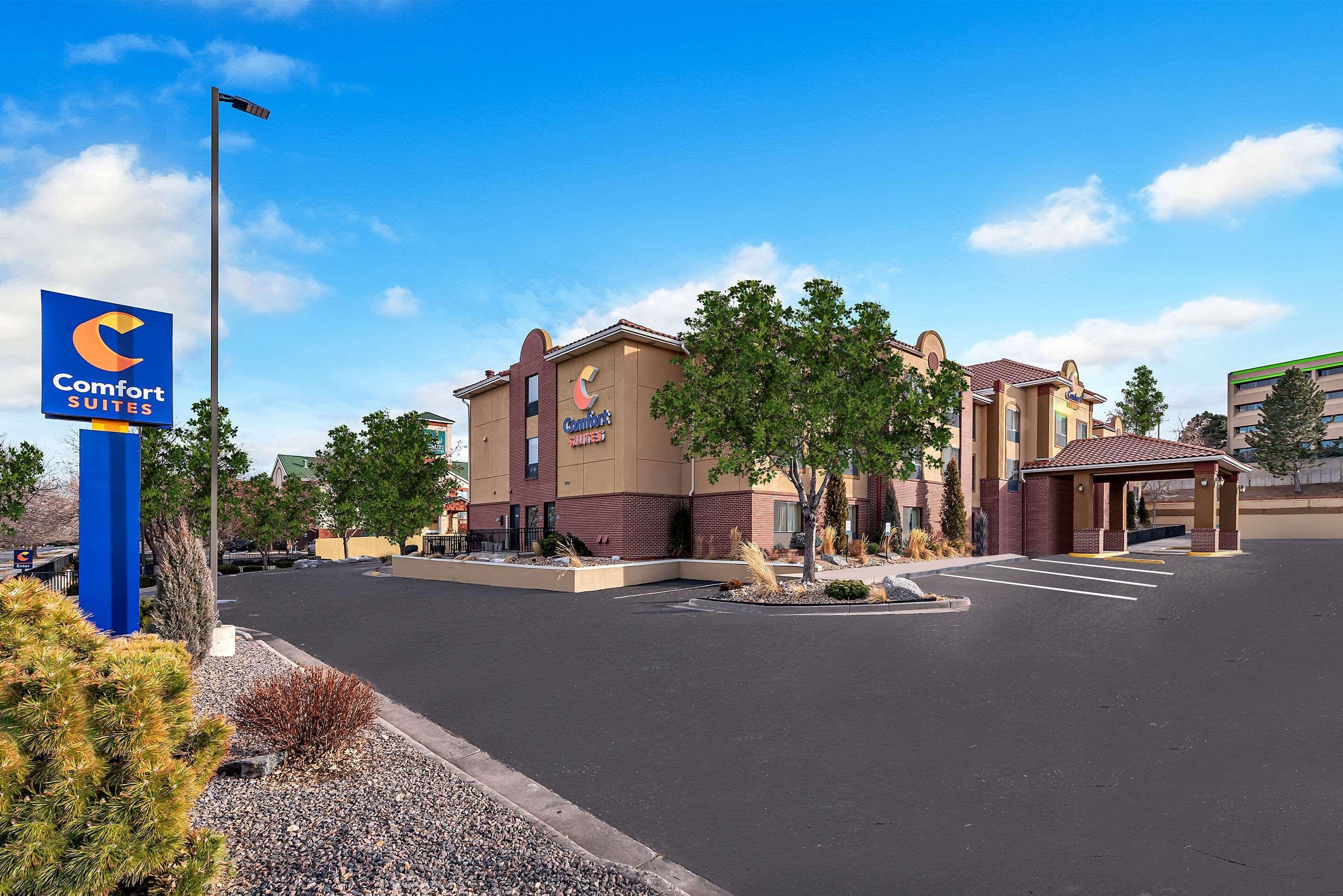 Vista Exterior Comfort Suites Lakewood - Denver