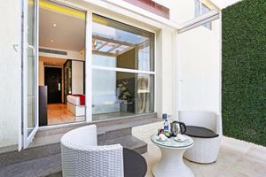 Alojamiento - Bhagini Icon Premier Hotel