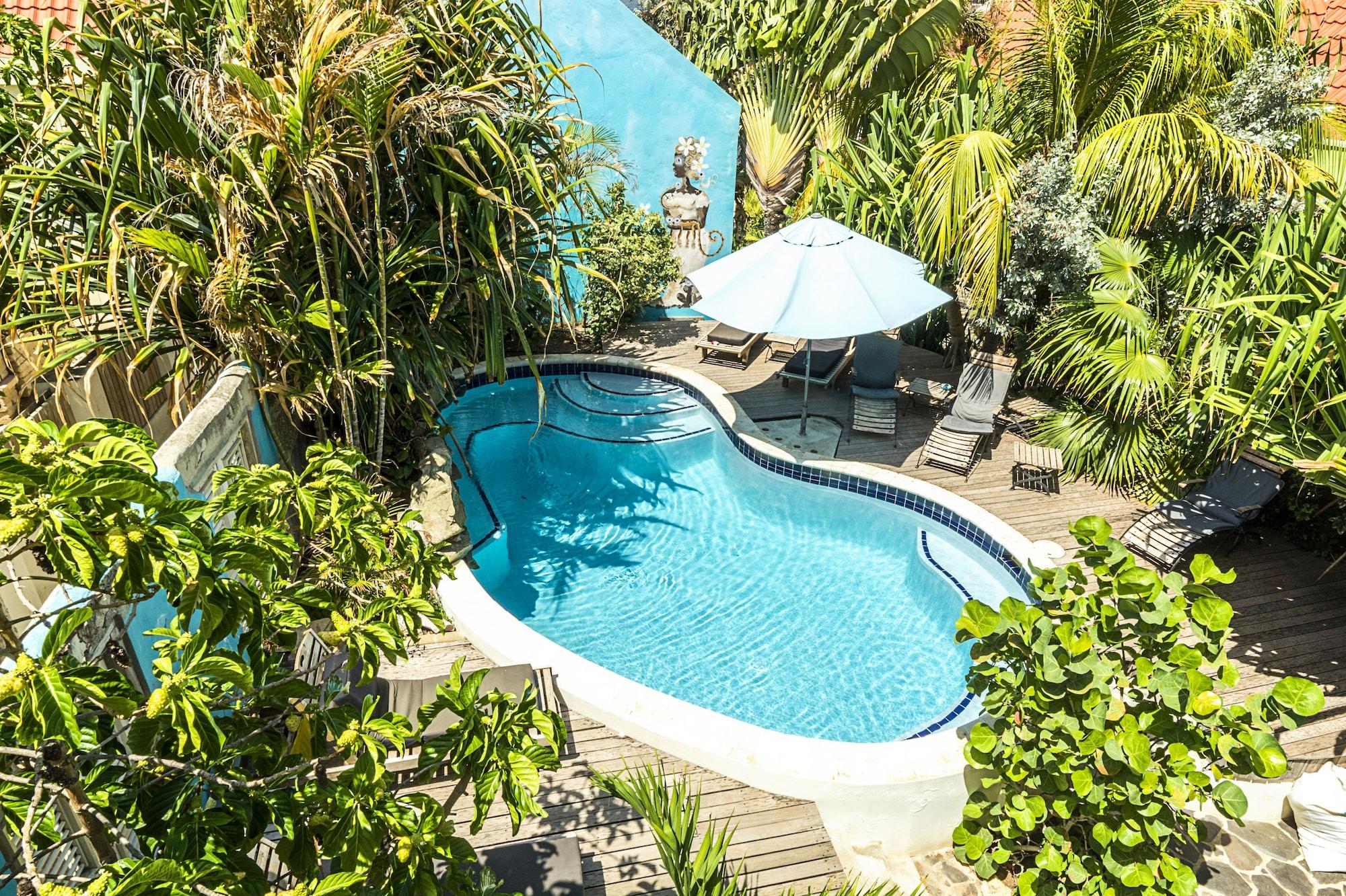 Vista Piscina Pietermaai Tropical Vibes