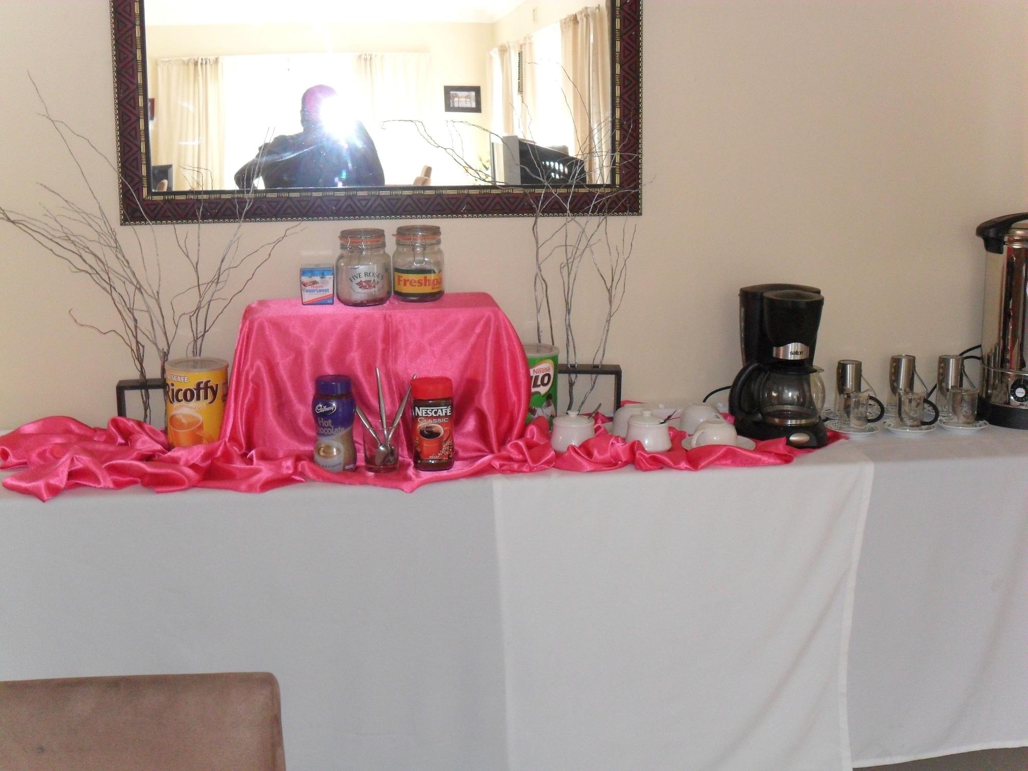 Bar/Salón The Elephant Hills B&B