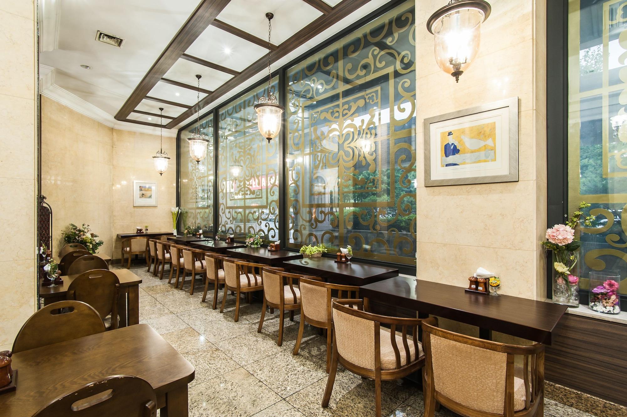 Restaurant Hotel Aura