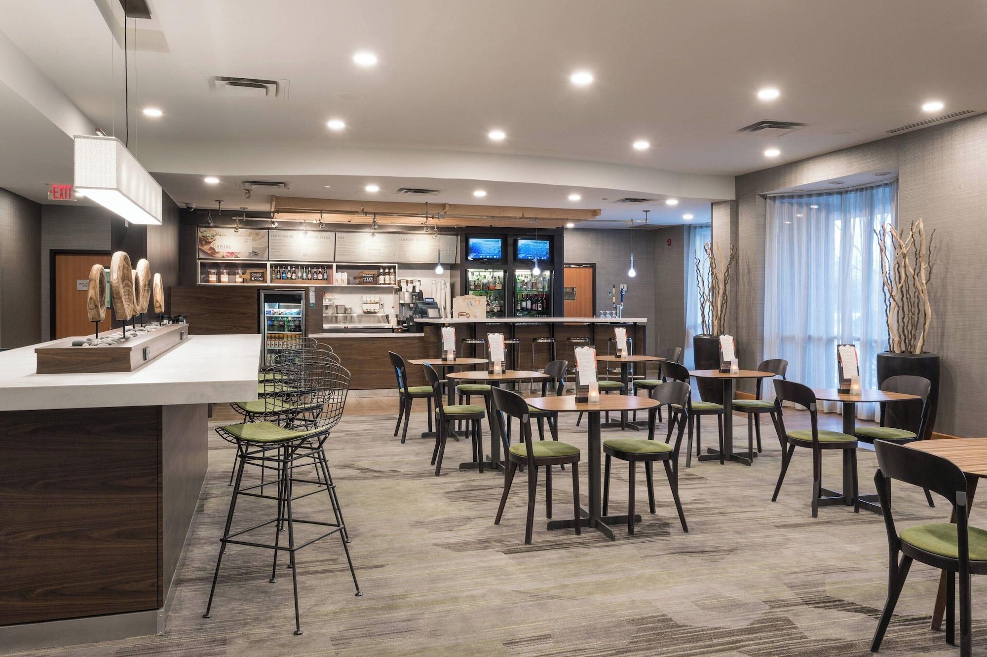 Restaurant Courtyard by Marriott Toronto Vaughan