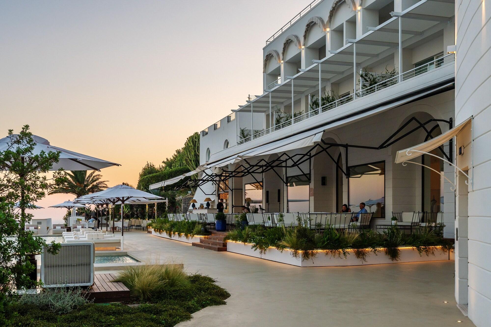 Vista Exterior Furore Grand Hotel