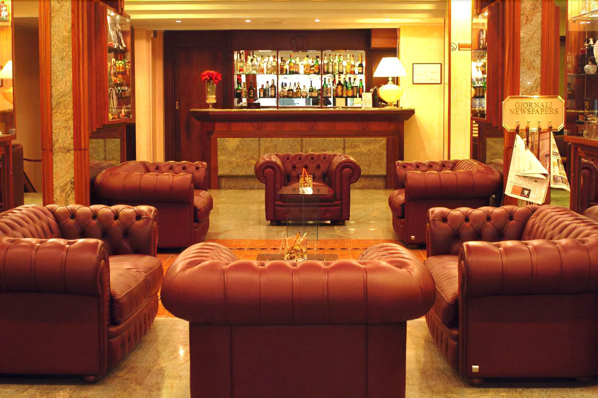 Bar/Salón Hotel Orientale