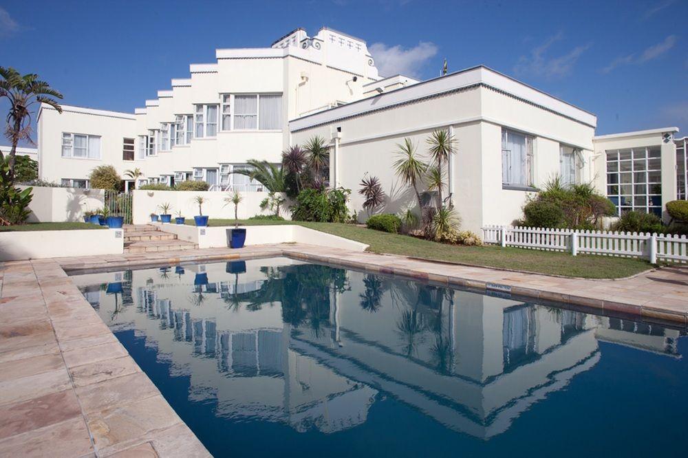 Vista Piscina The Beach Hotel