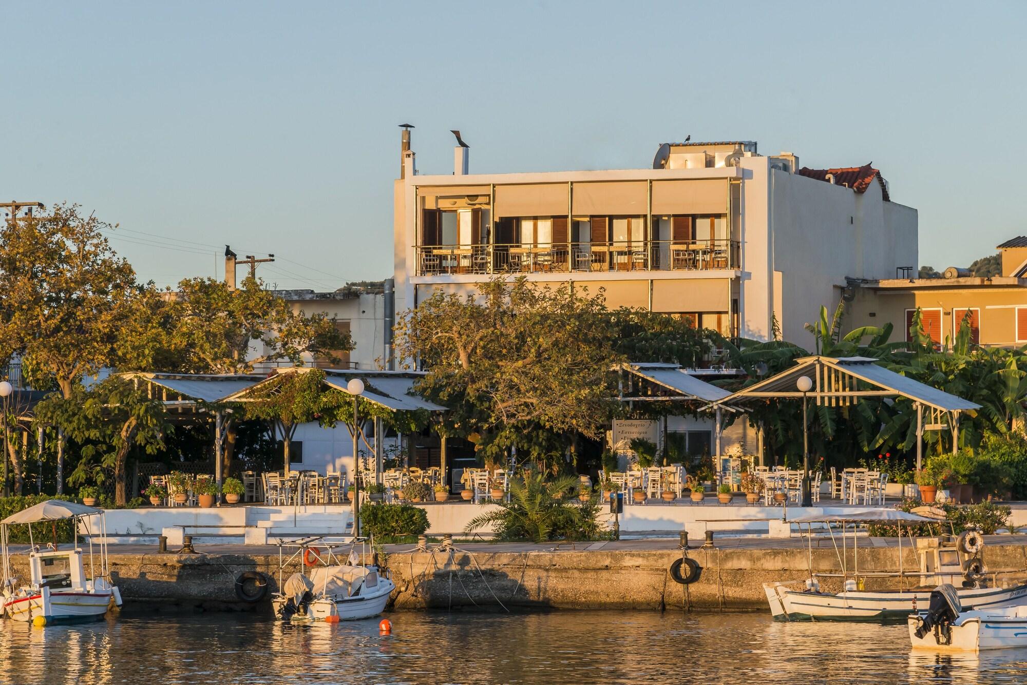 Vista Exterior Akroyali Hotel & Villas