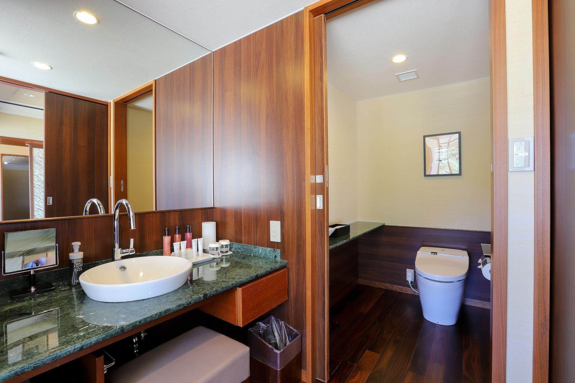 Set de Habitación Hotel Kinparo