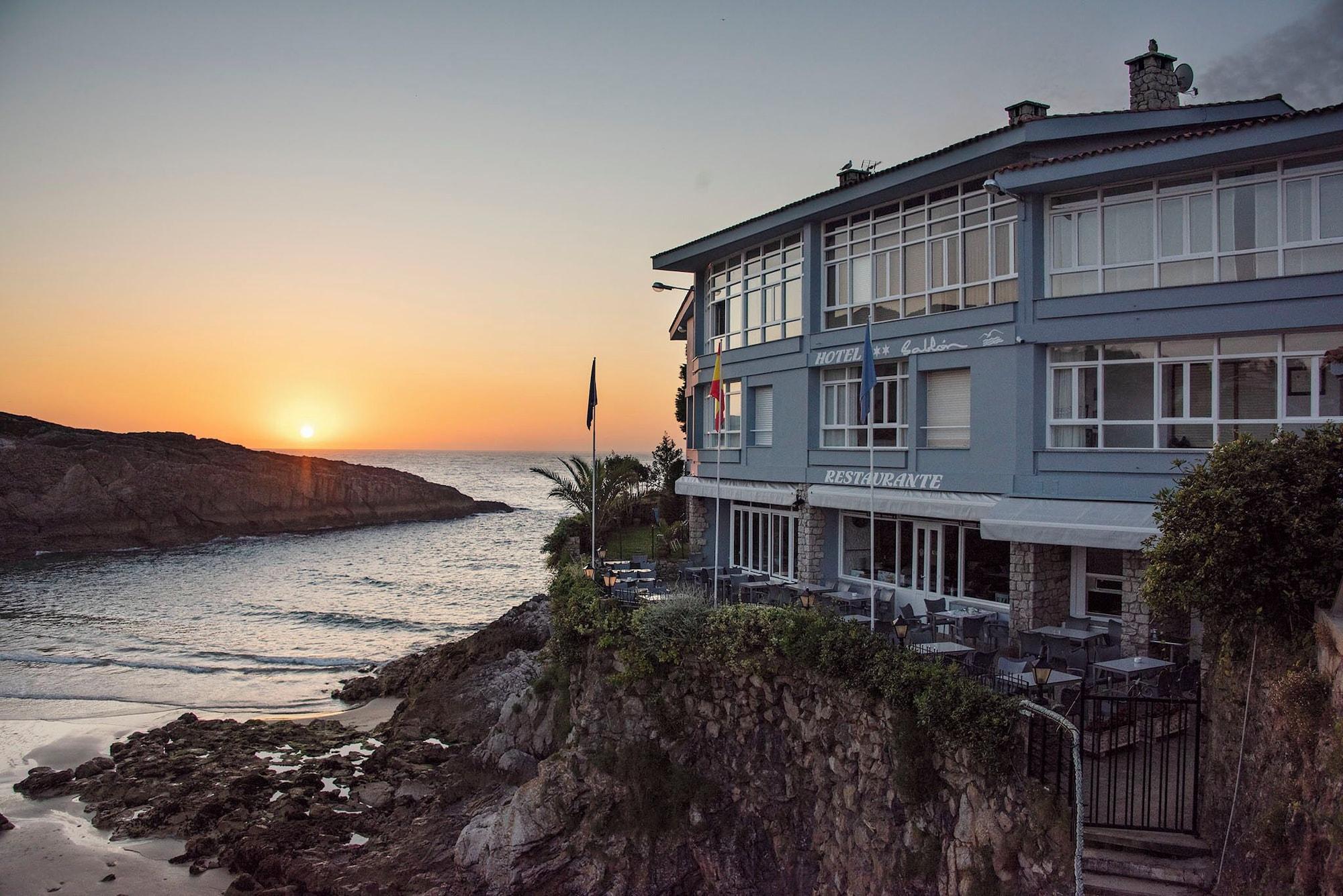 Vista Exterior Hotel Sablón