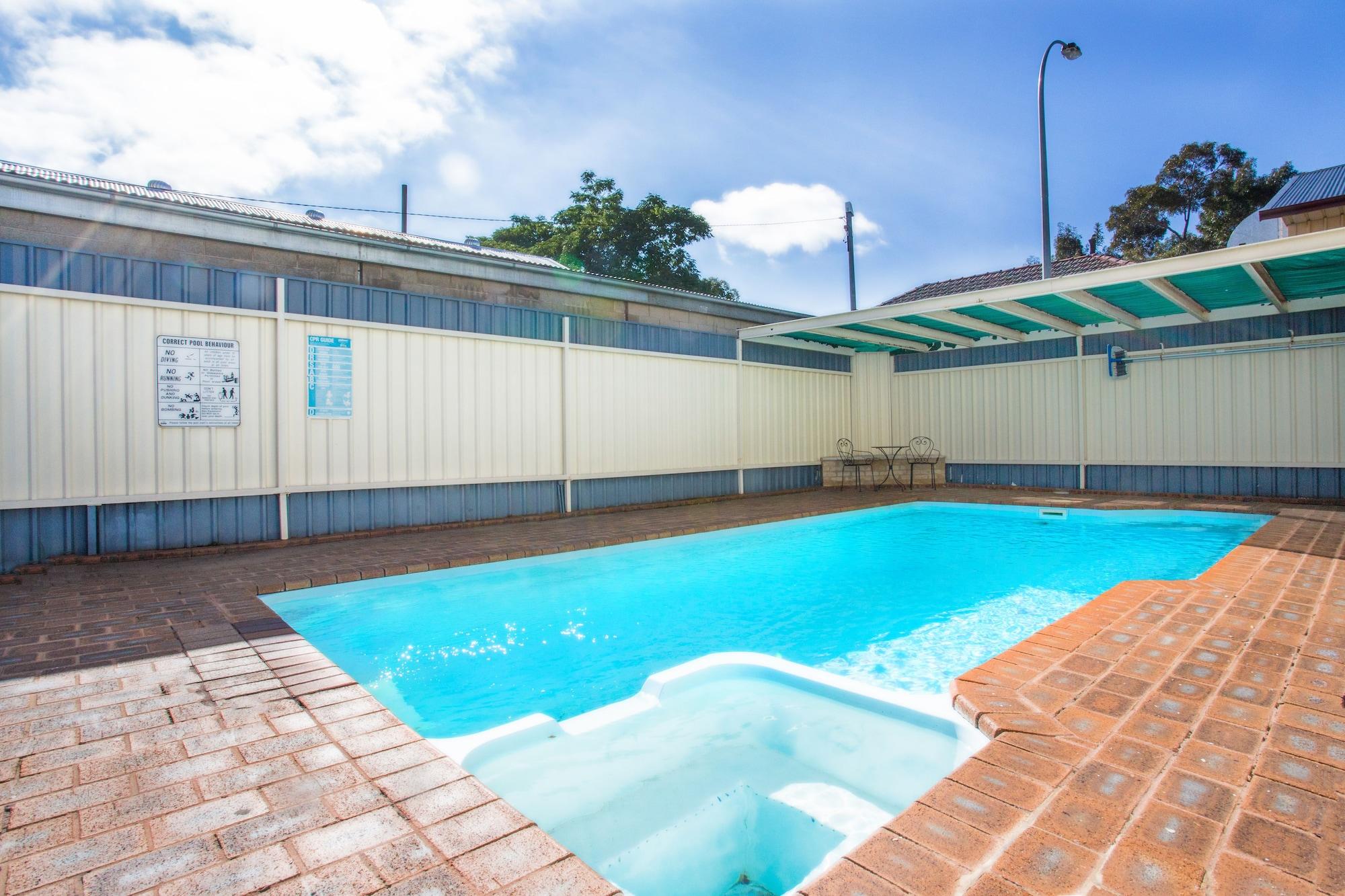 Spa Cowra Motor Inn
