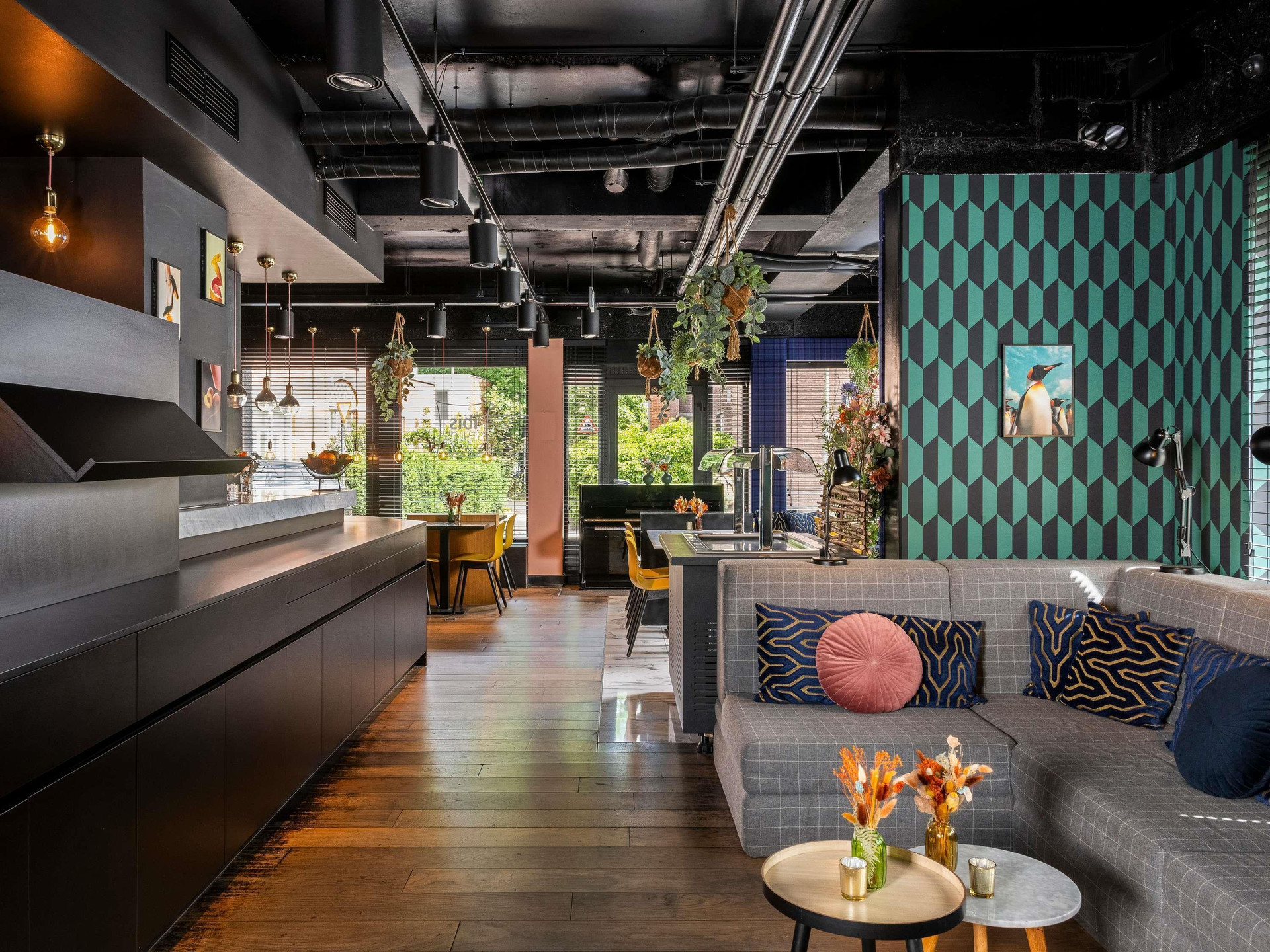 Vista Exterior ibis Styles Hasselt City Centre